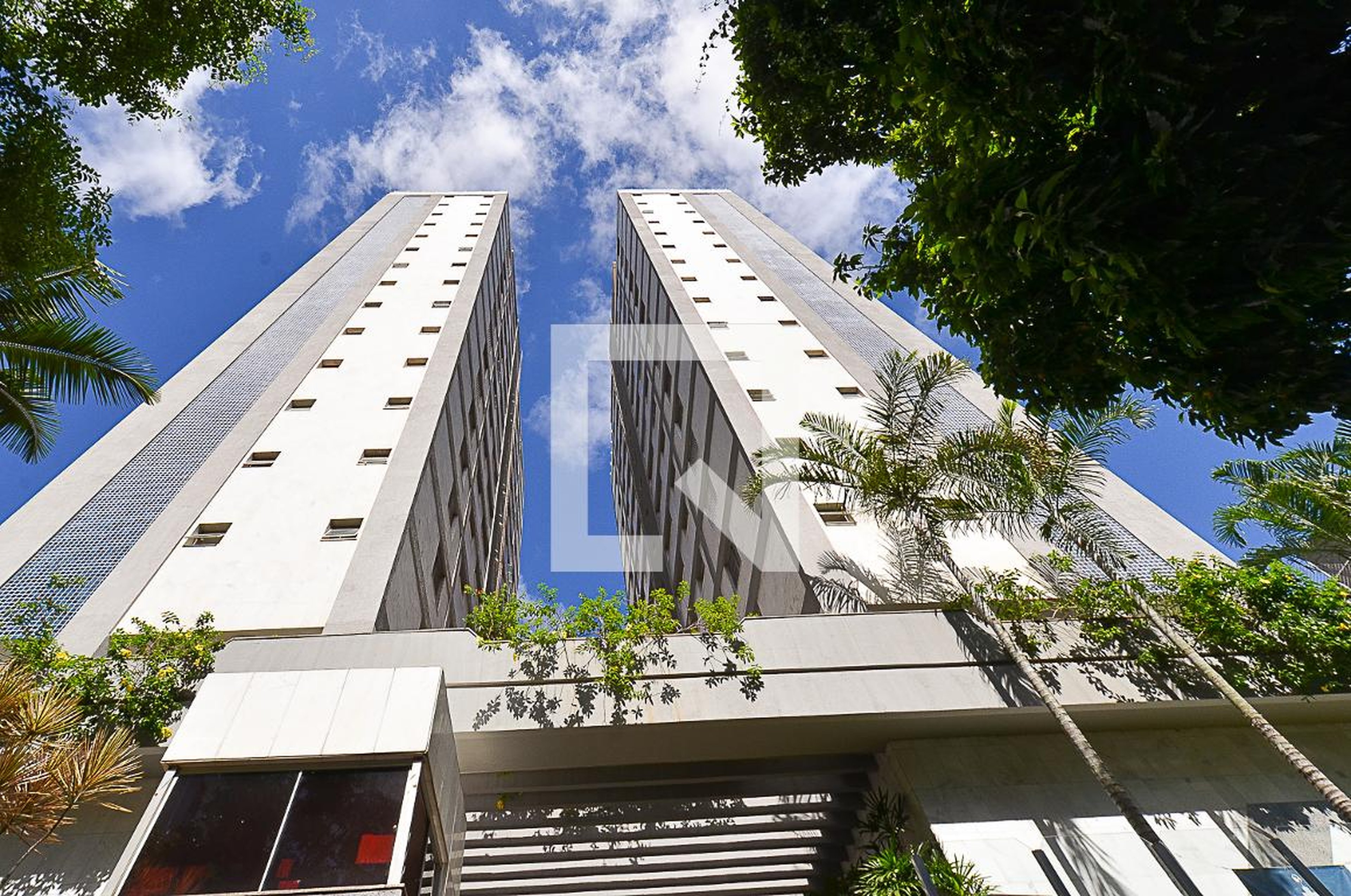 Fachada Edifício Parque das Alagoas