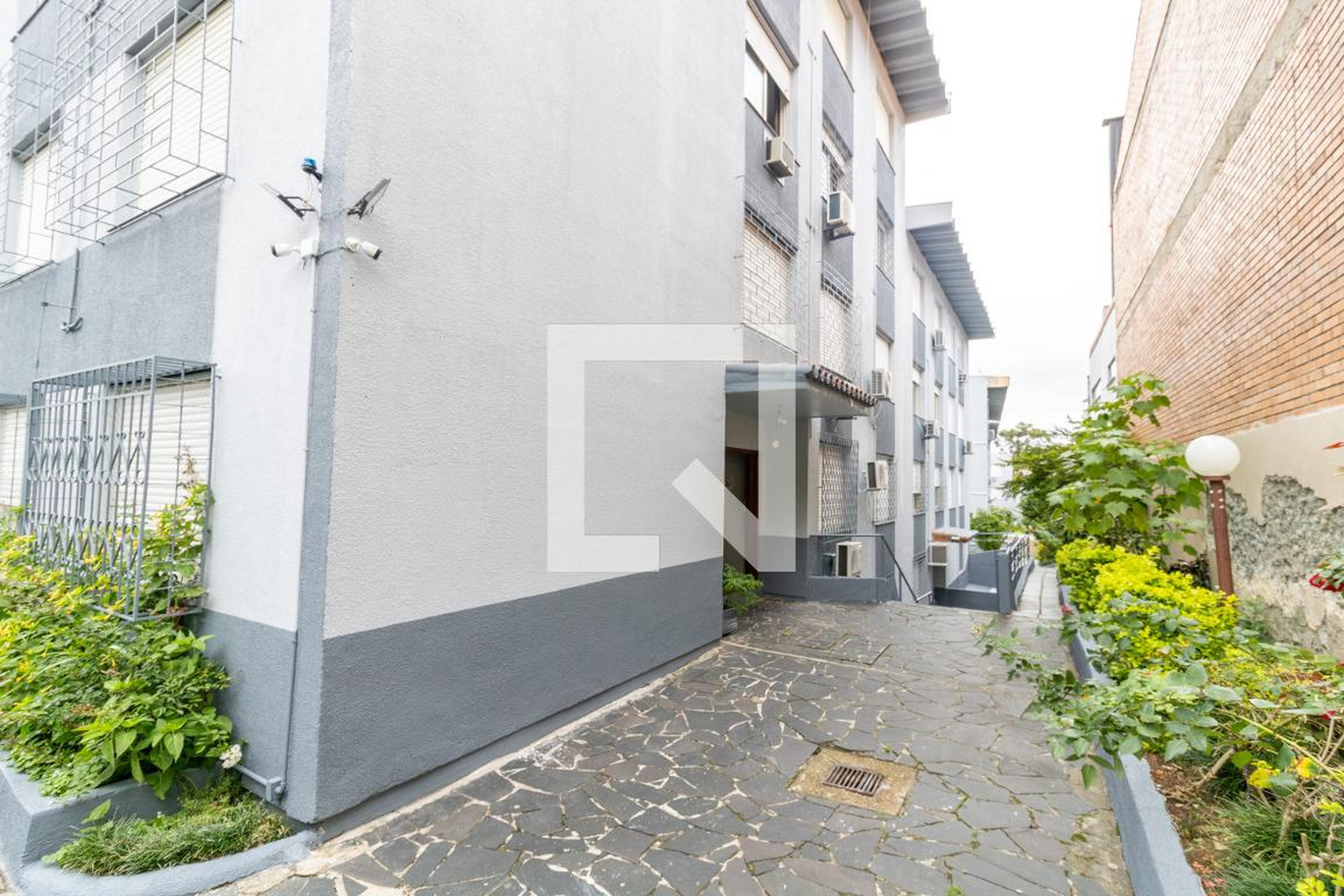 Fachada Condomínio em Rua Antônio Ribeiro, 176