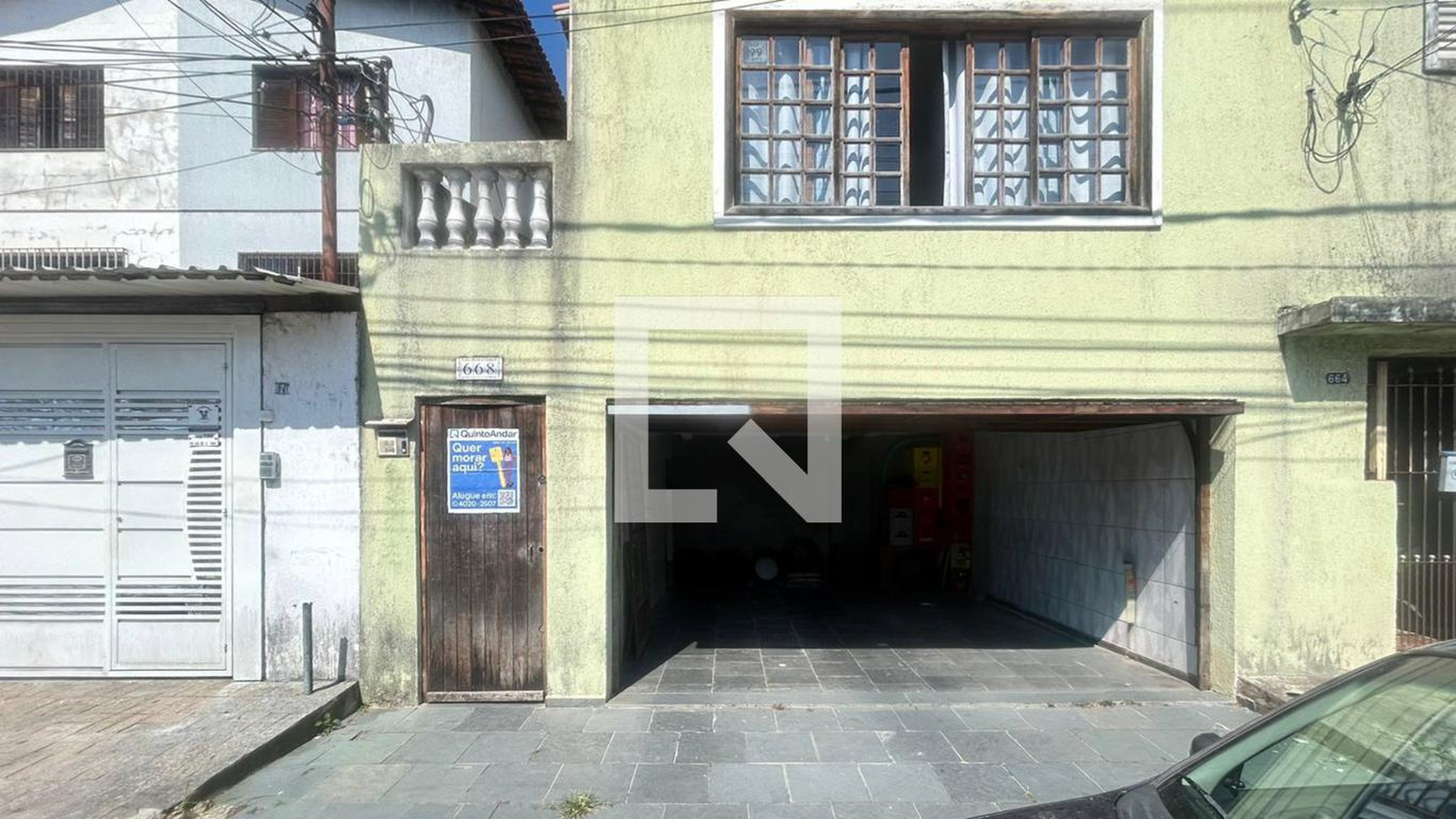 Fachada Condomínio em Rua Maria Pais de Barros, 668