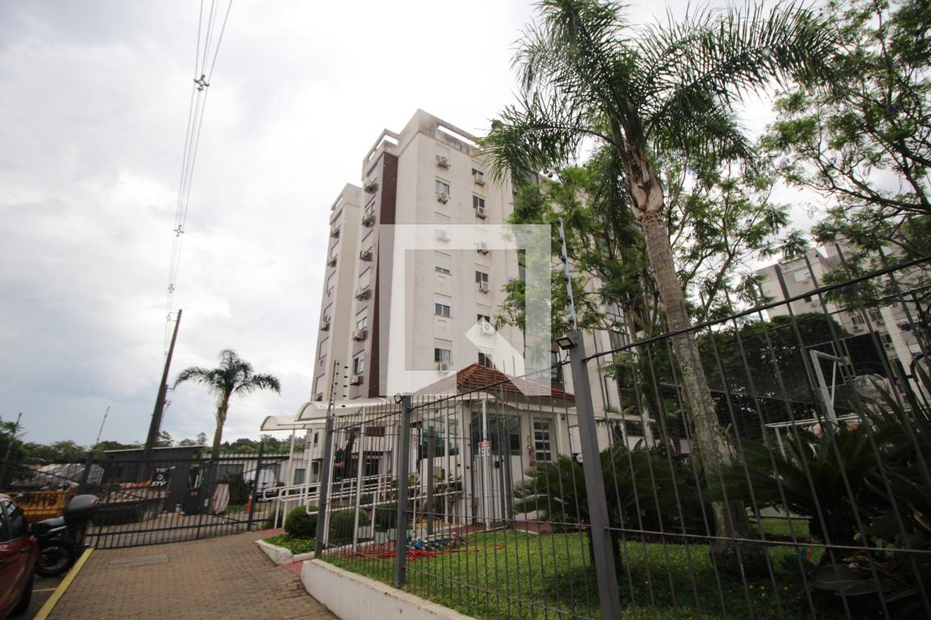 Fachada Condomínio Park Plaza