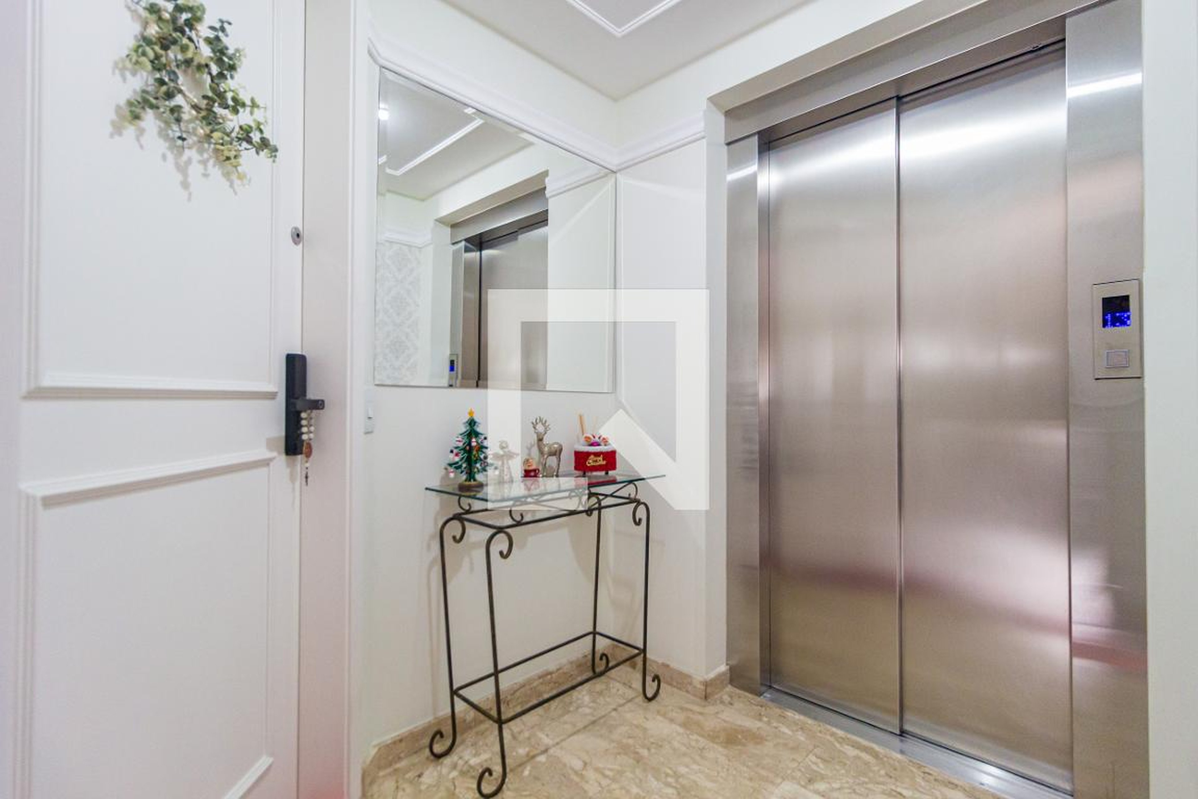 Hall de entrada - Via Flamínia