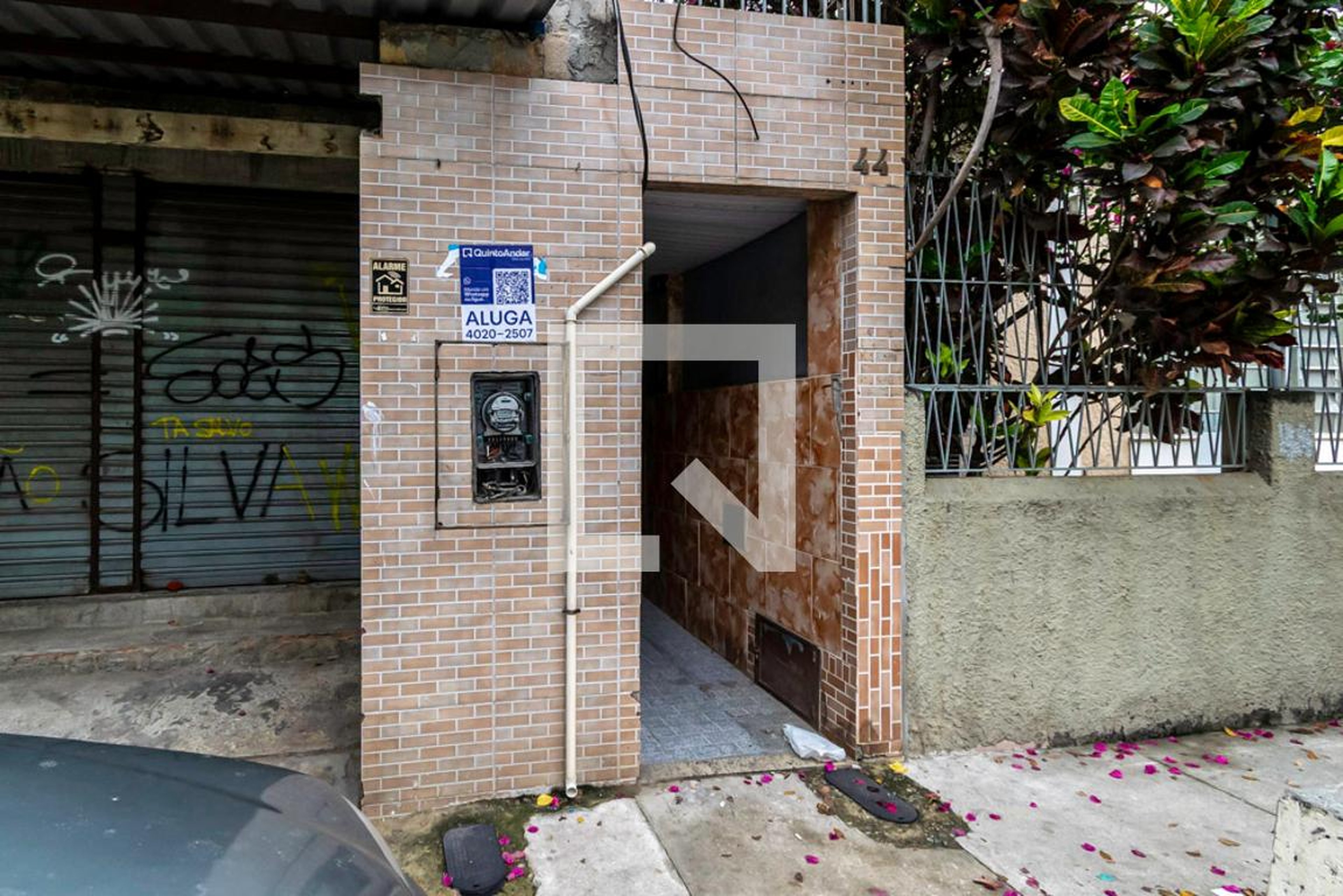 Fachada Condomínio em Rua João Silva, 44