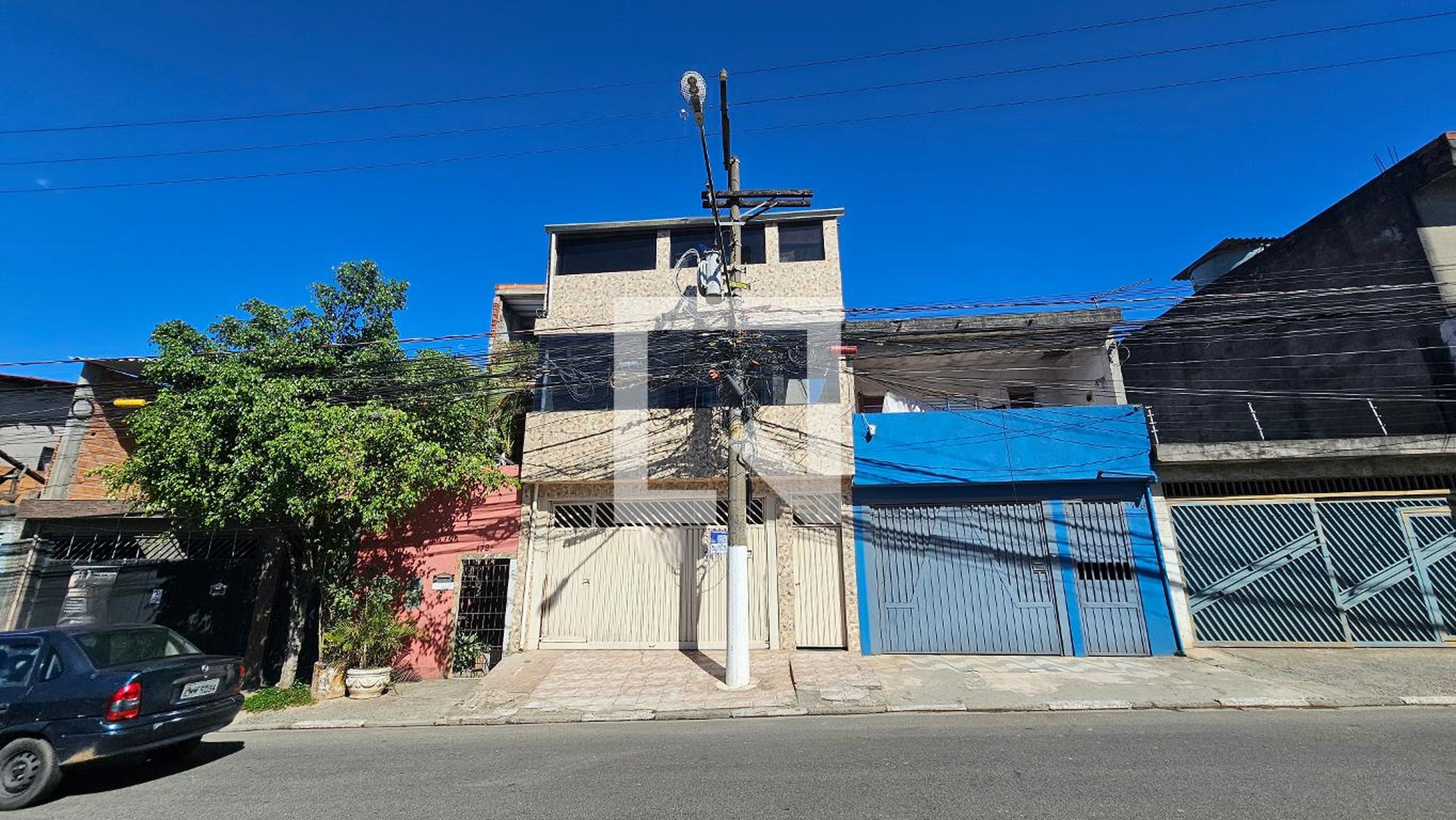 Fachada Condomínio em Avenida Victor Civita, 1720