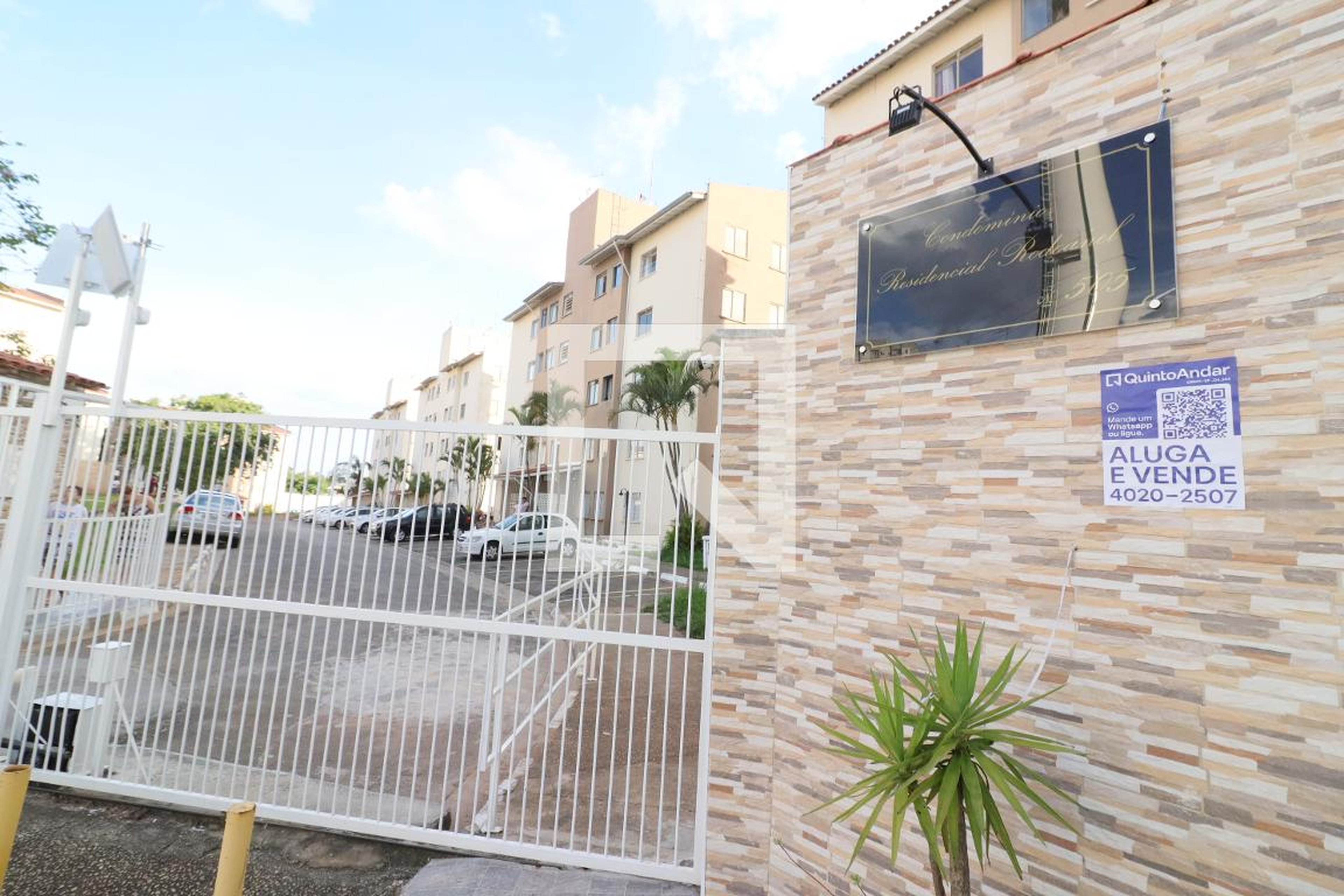 Fachada Condomínio Res. Rodoanel Padroeira