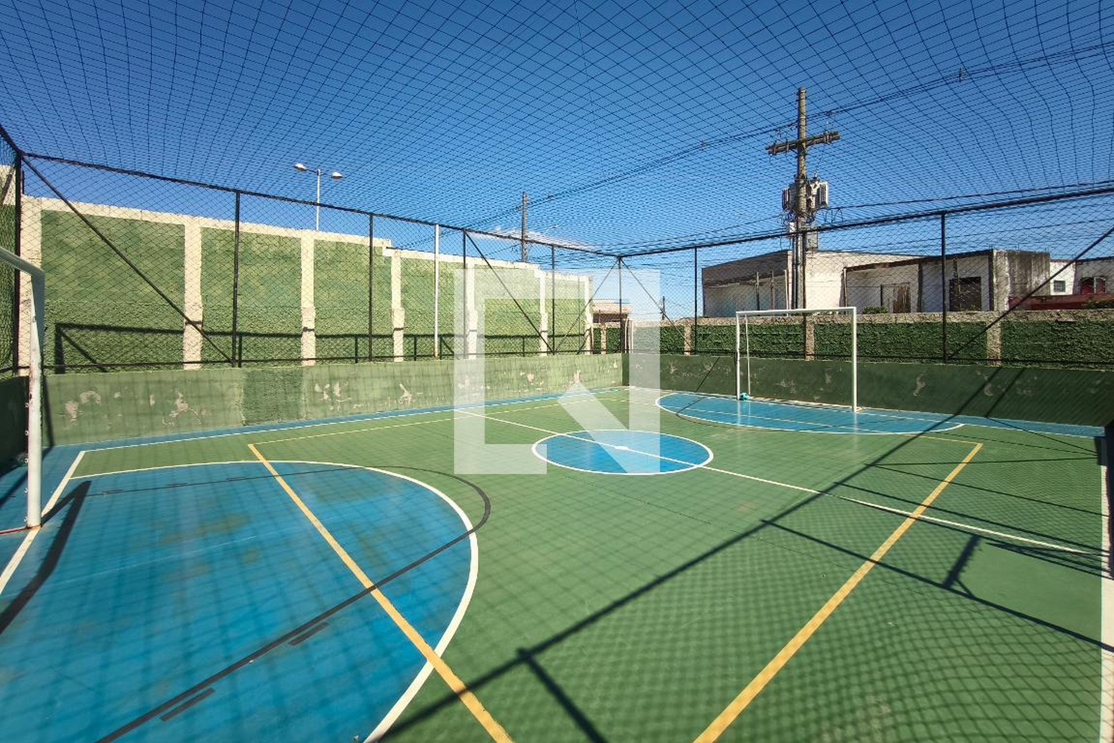 Quadra Esportiva Condomínio em Rua Jair Ferreira, 463