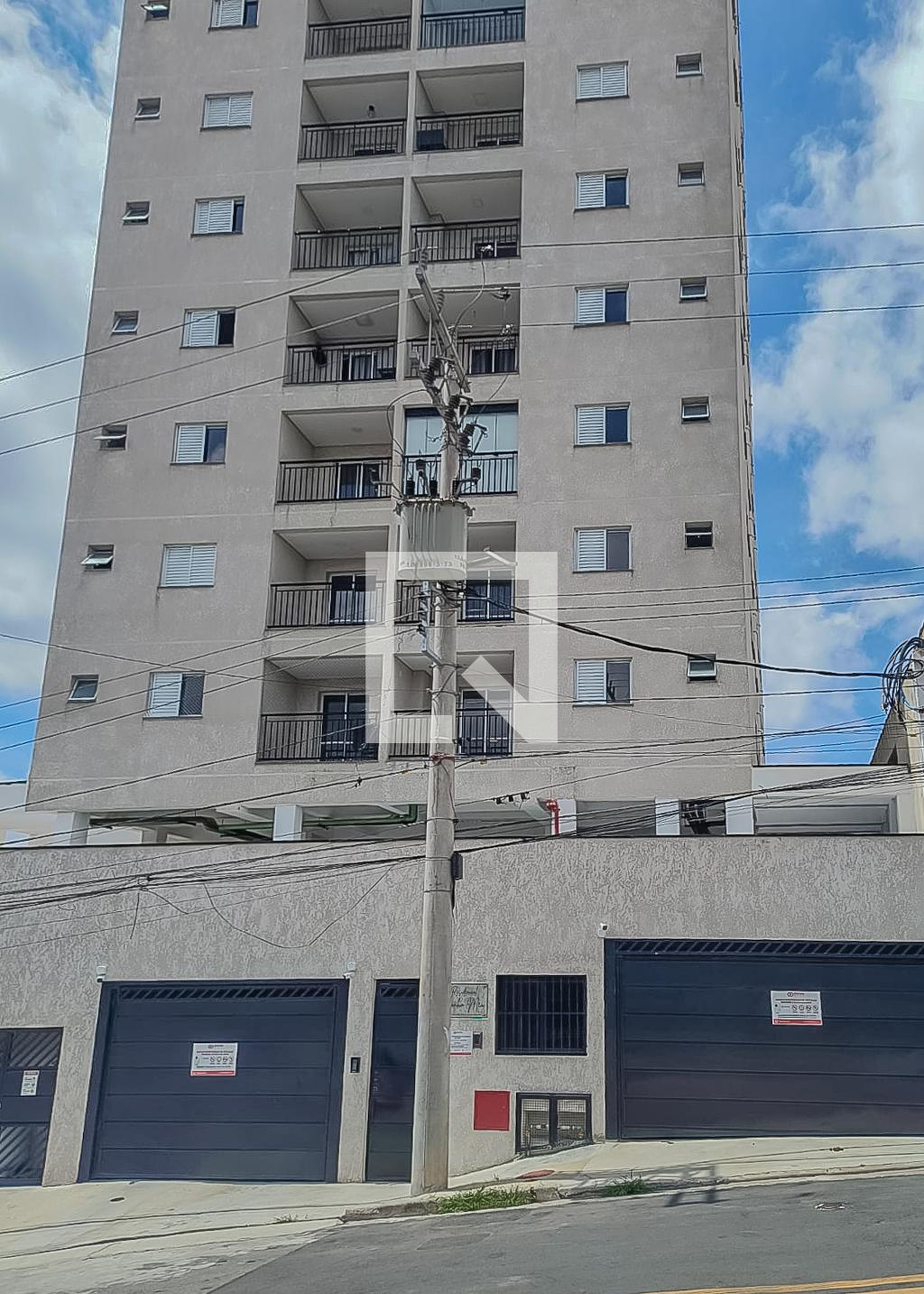 Fachada do Prédio Condomínio em Rua Luís Ântico, 686