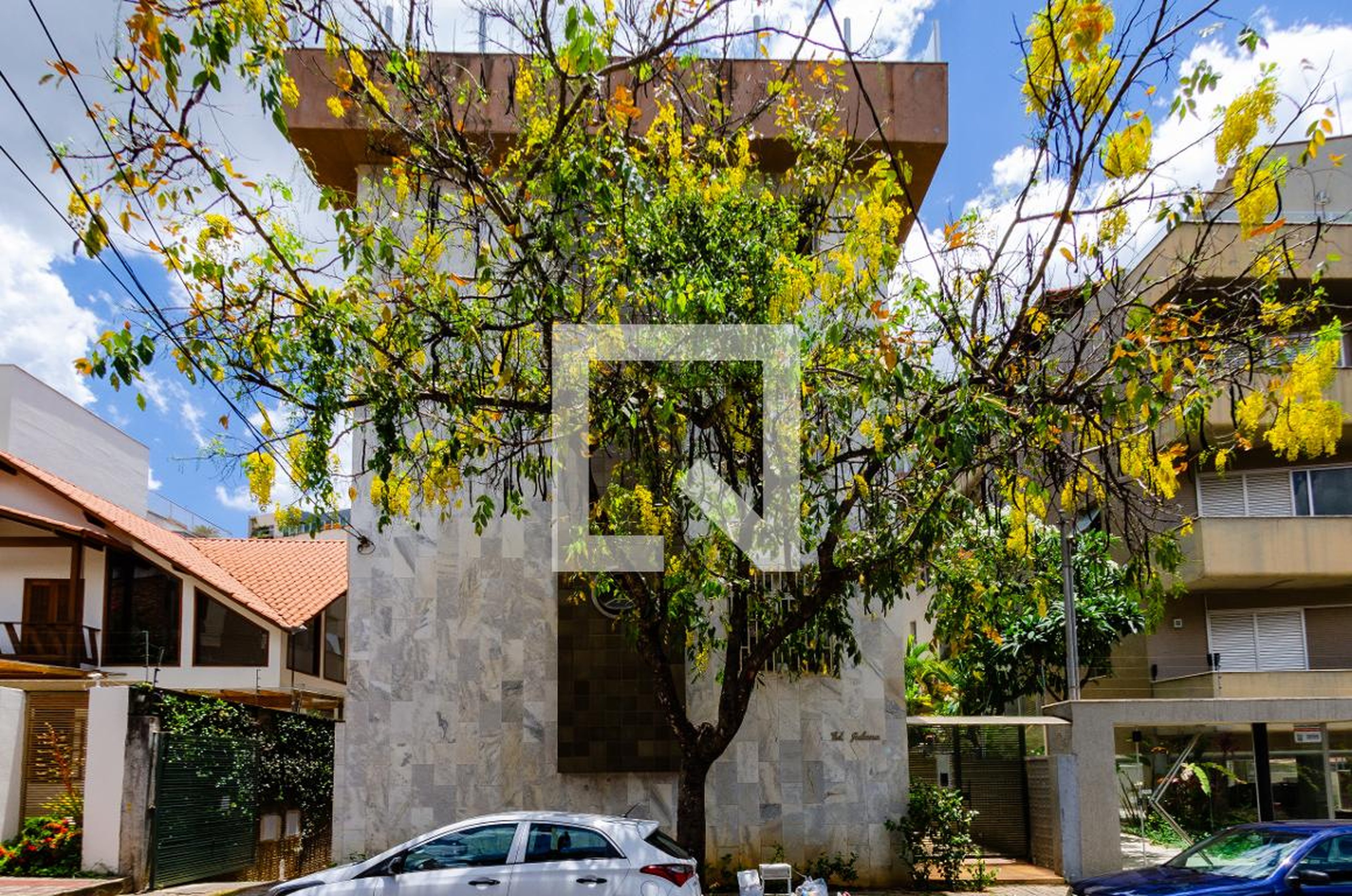 Fachada Condomínio em Rua Copérnico, 245