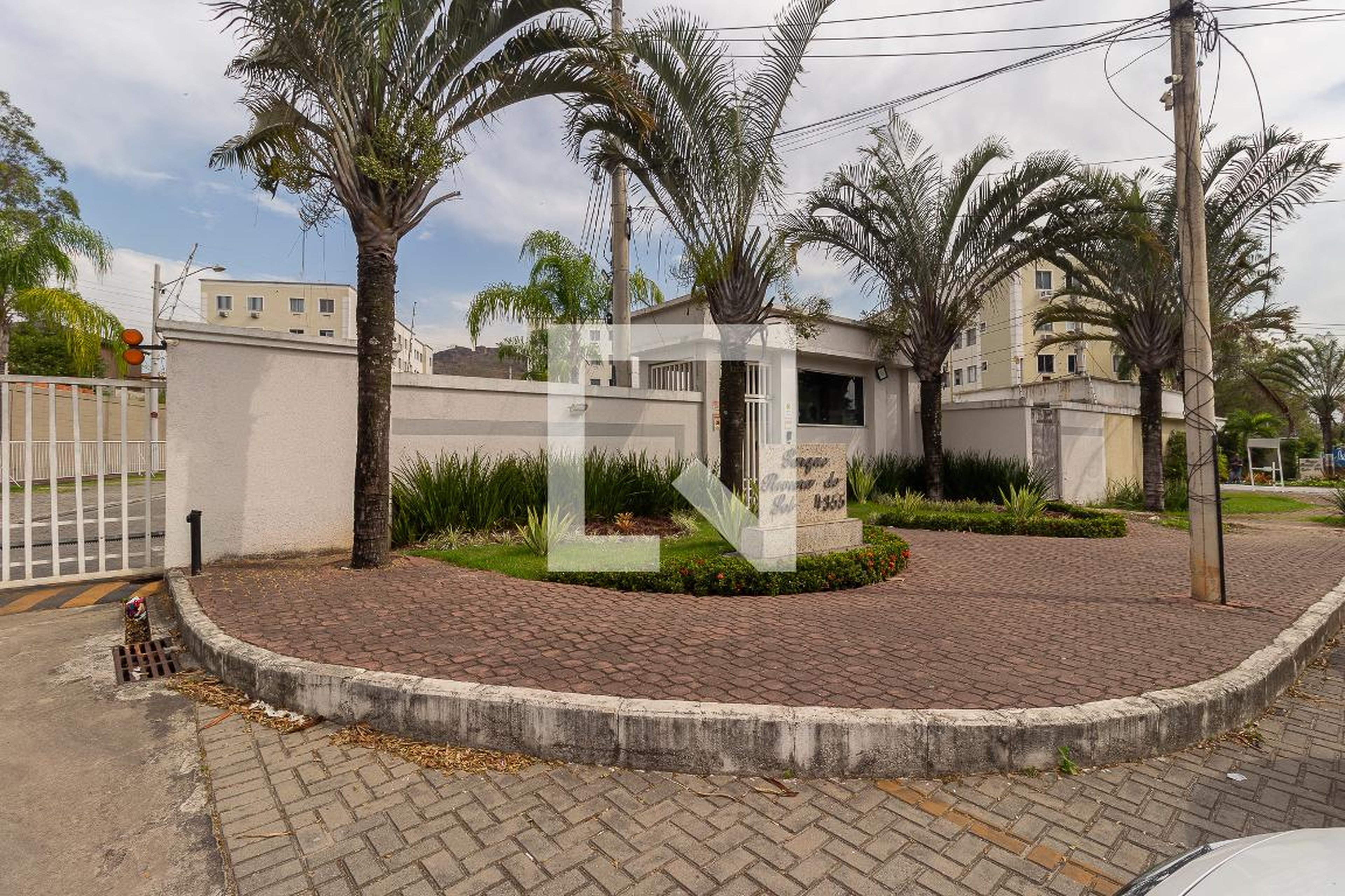 Fachada do condomínio Condomínio Park Riviera do Sol