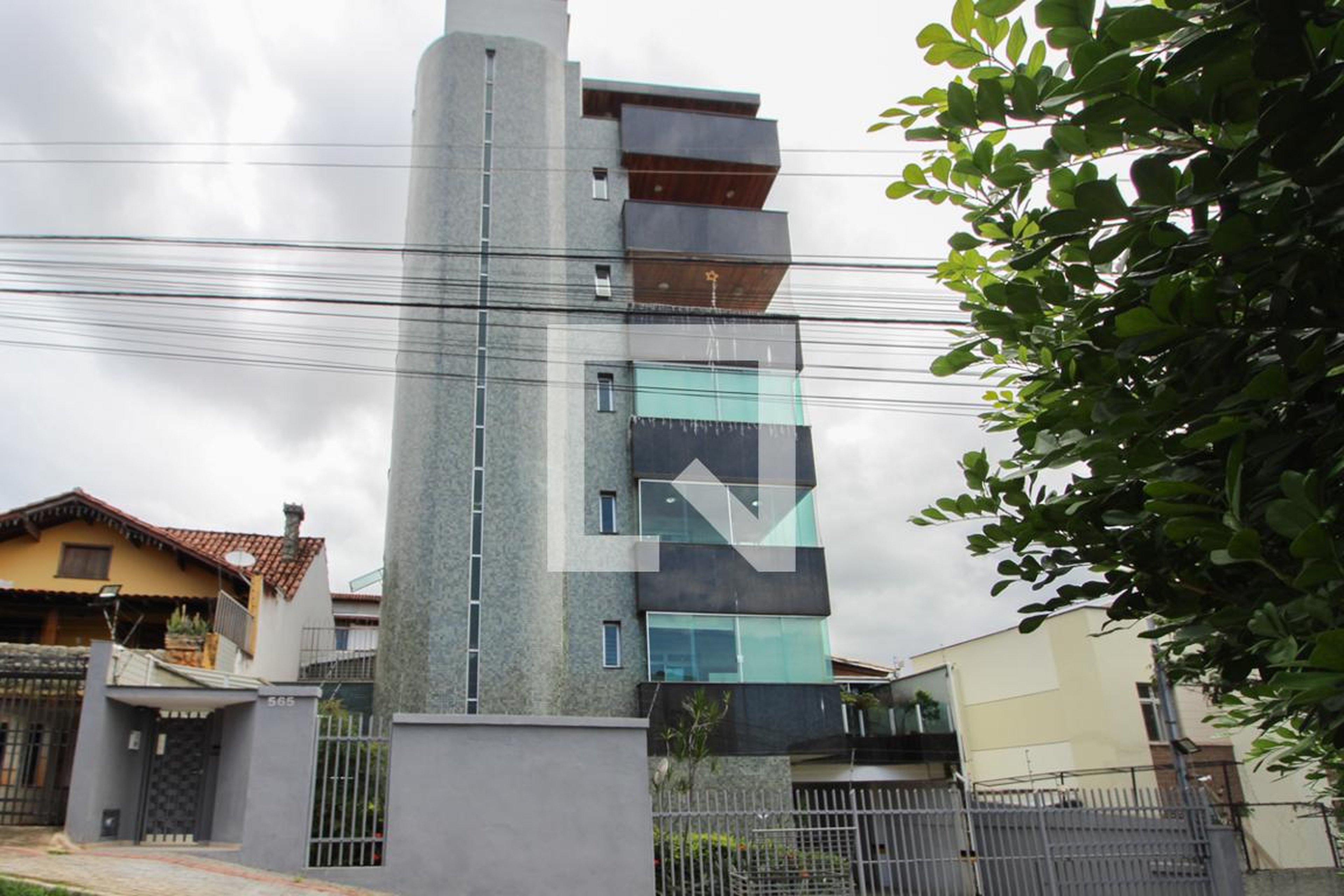 Fachada Edifício Dom Luigi