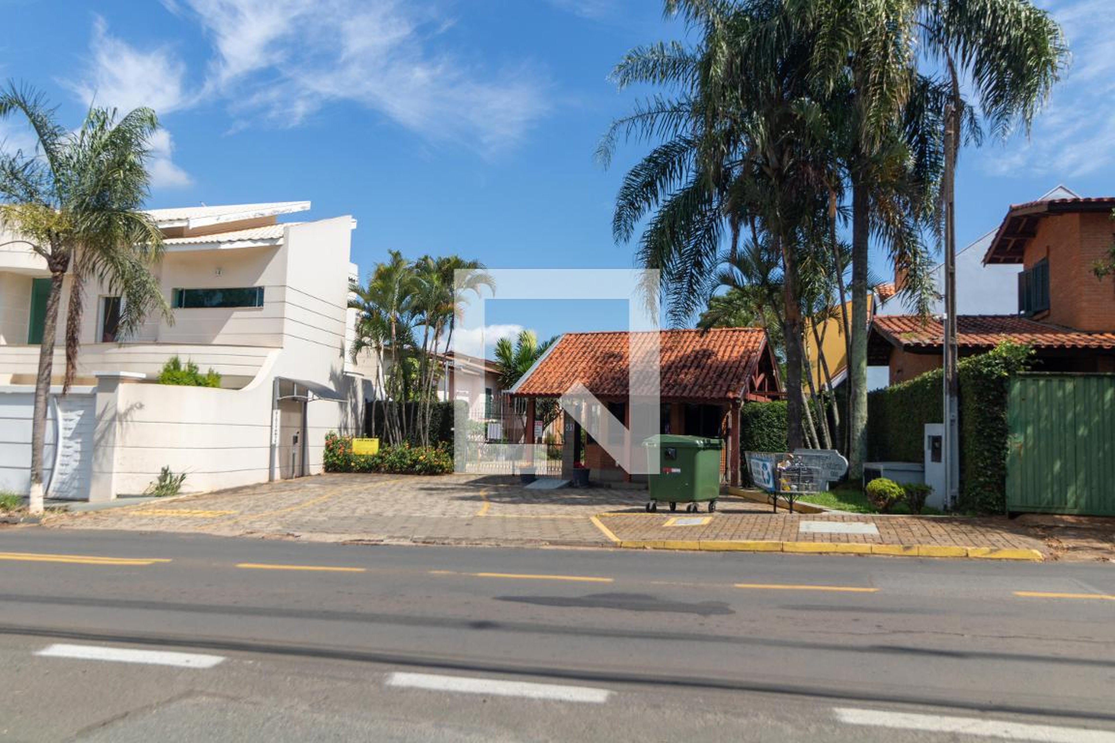 Fachada do condomínio Condomínio Cidade Universitária