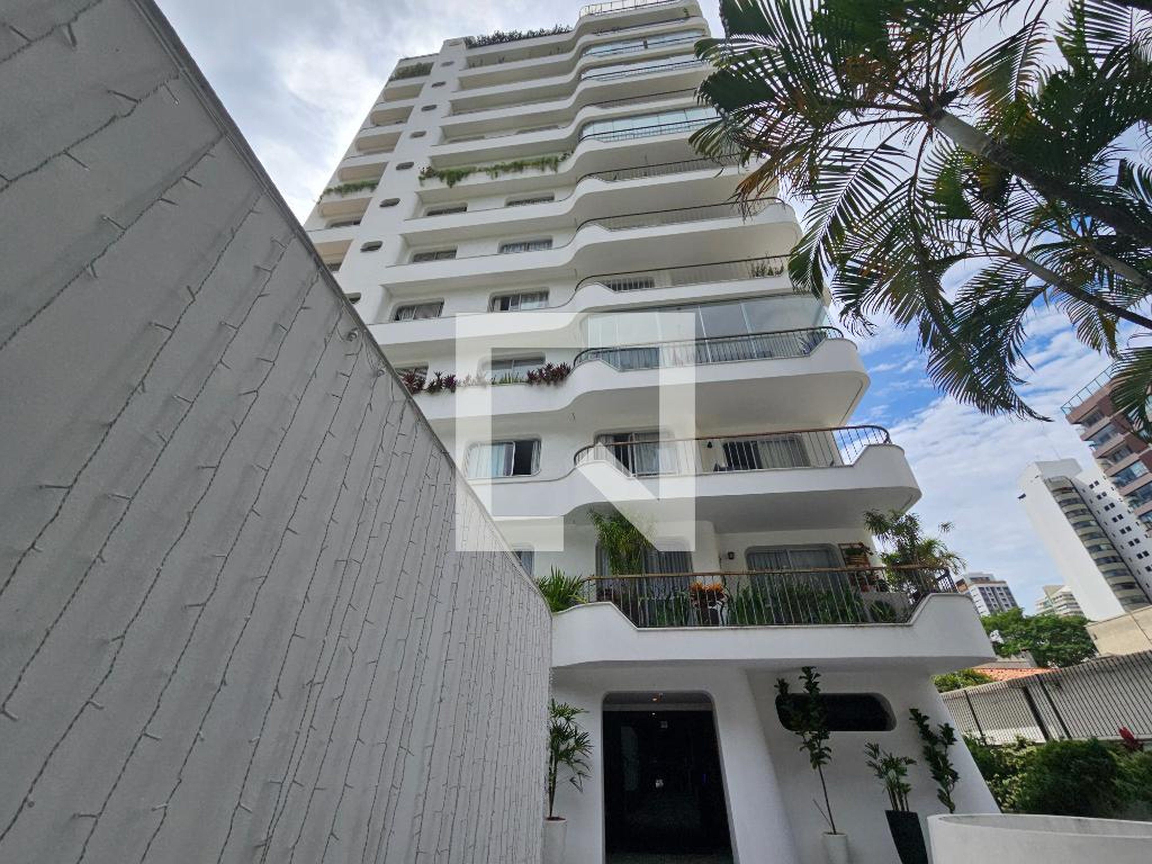 Fachada do Prédio Condomínio Saint Barth