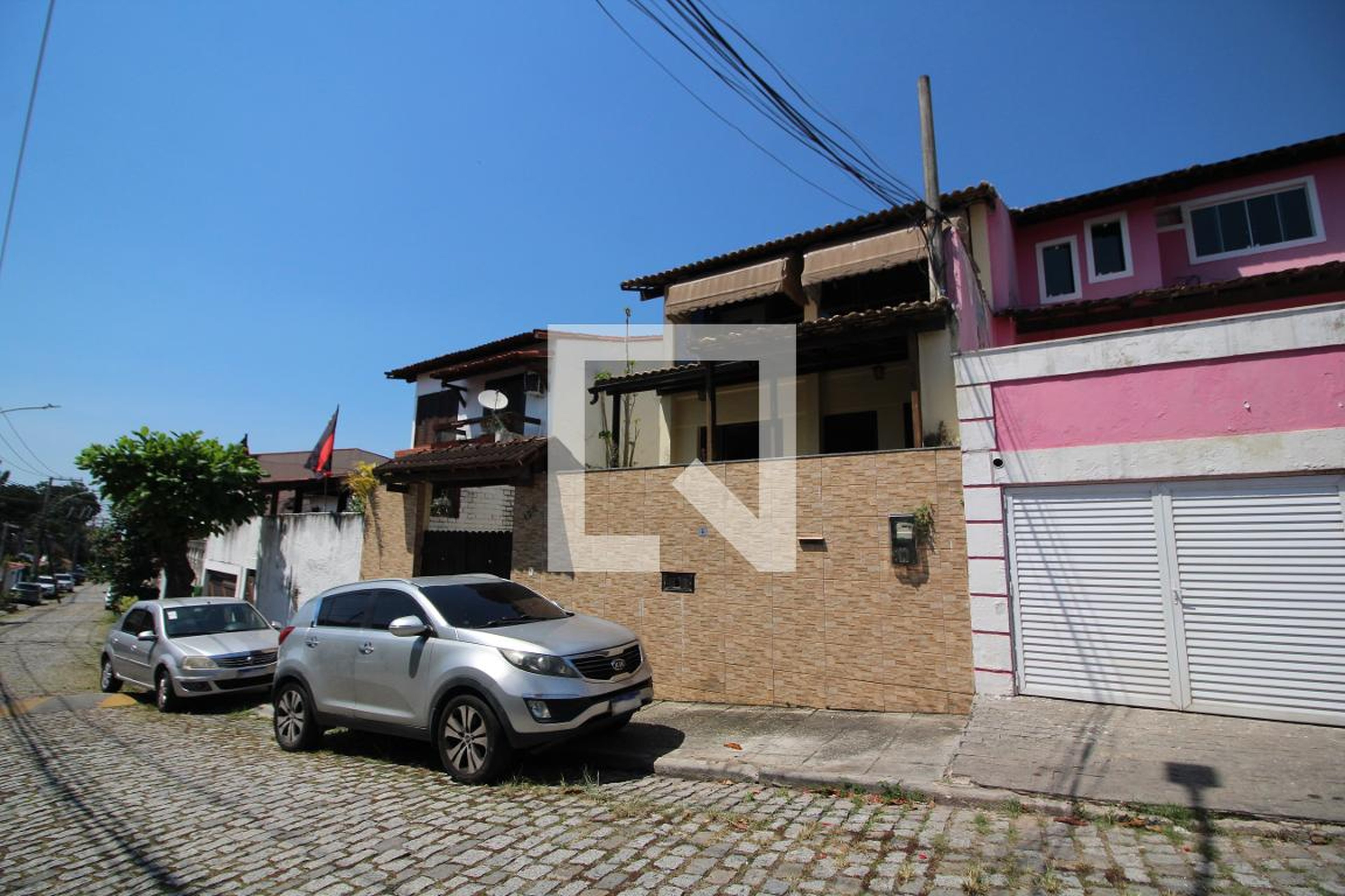 Fachada Condomínio em Rua Desembargador Omar Dutra, 135