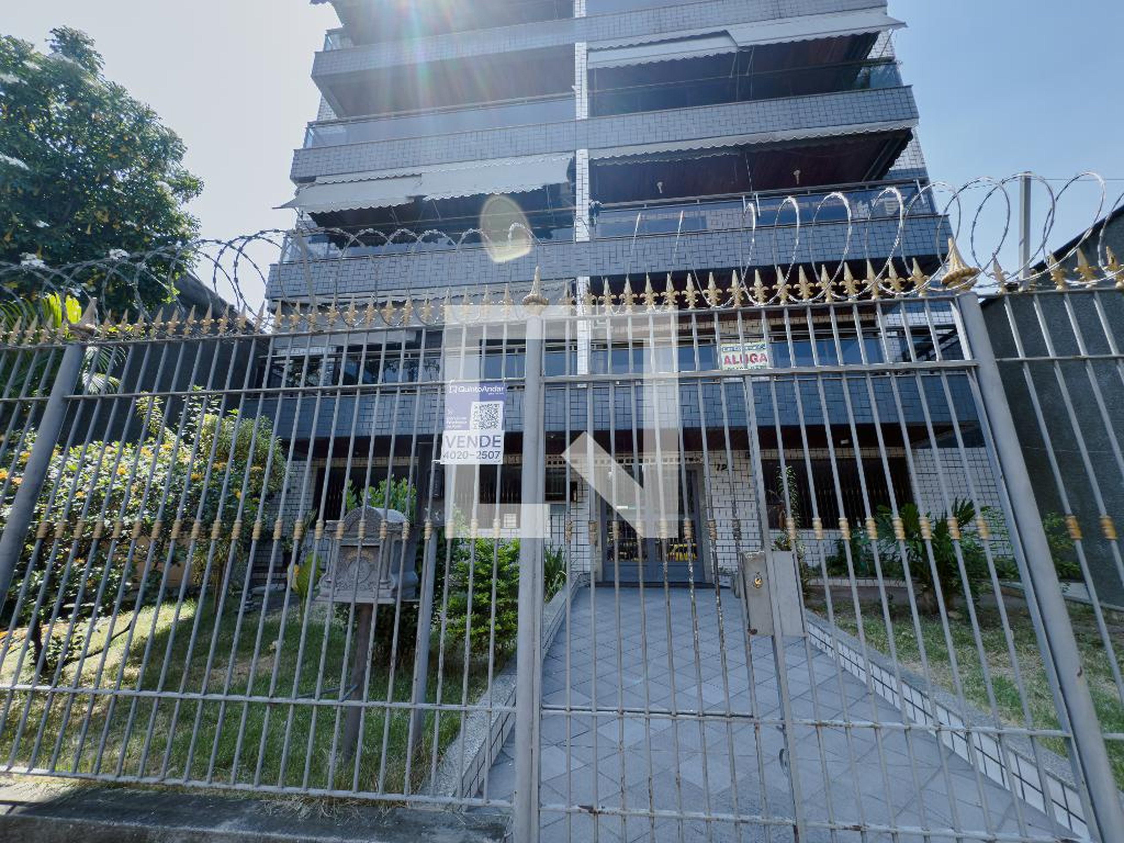 Fachada Condomínio em Rua do Cajá, 195