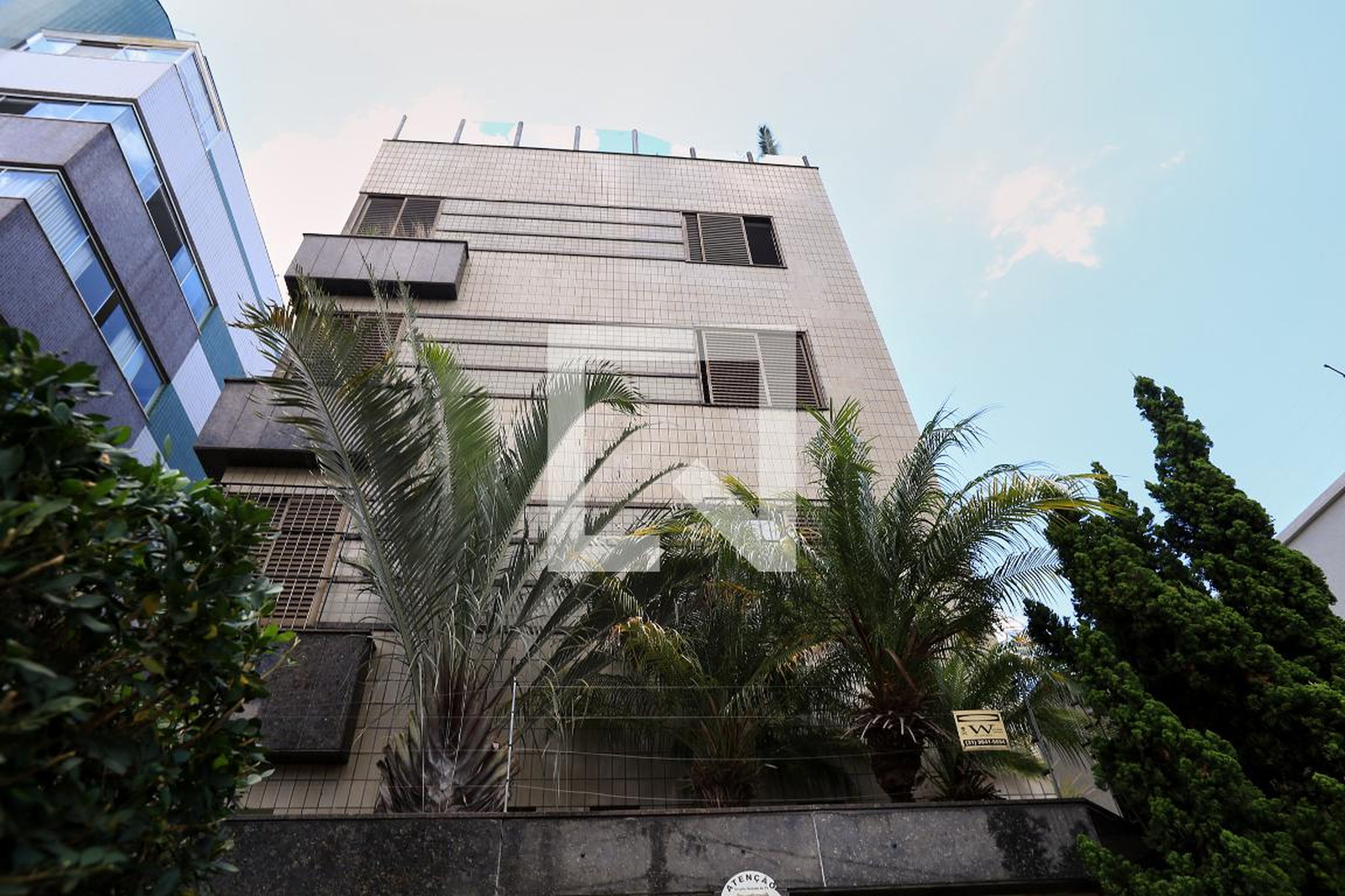 Fachada Condomínio em Rua Vazante, 88