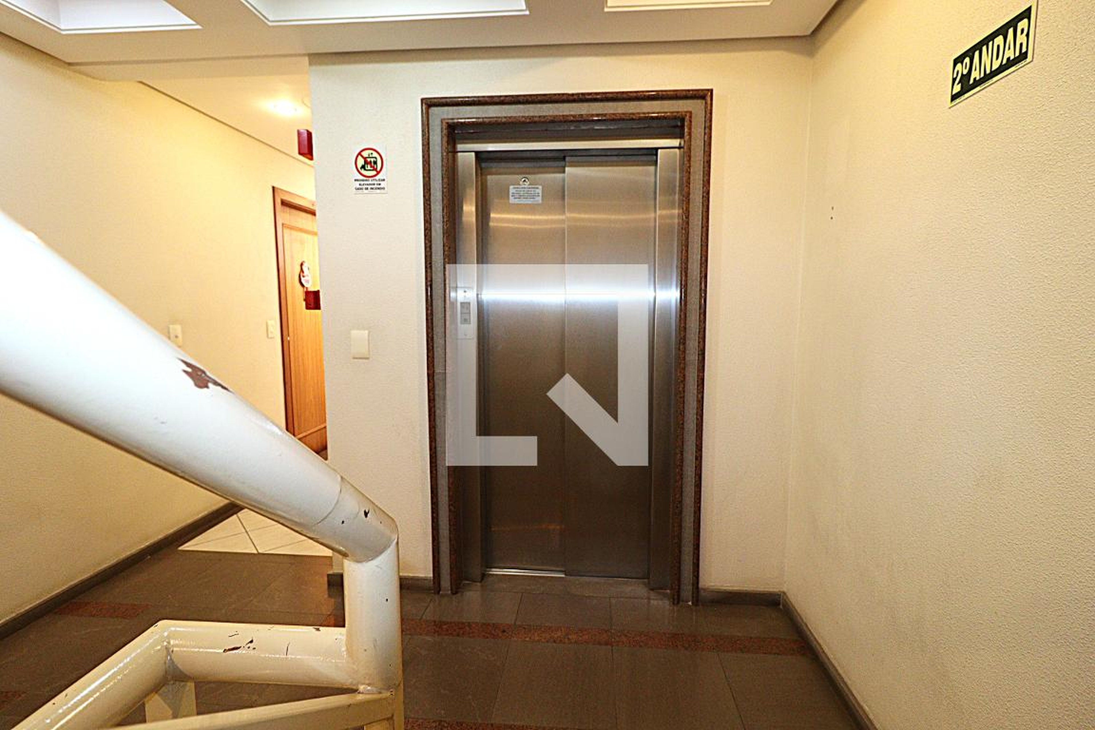 Elevador - Flamboyant