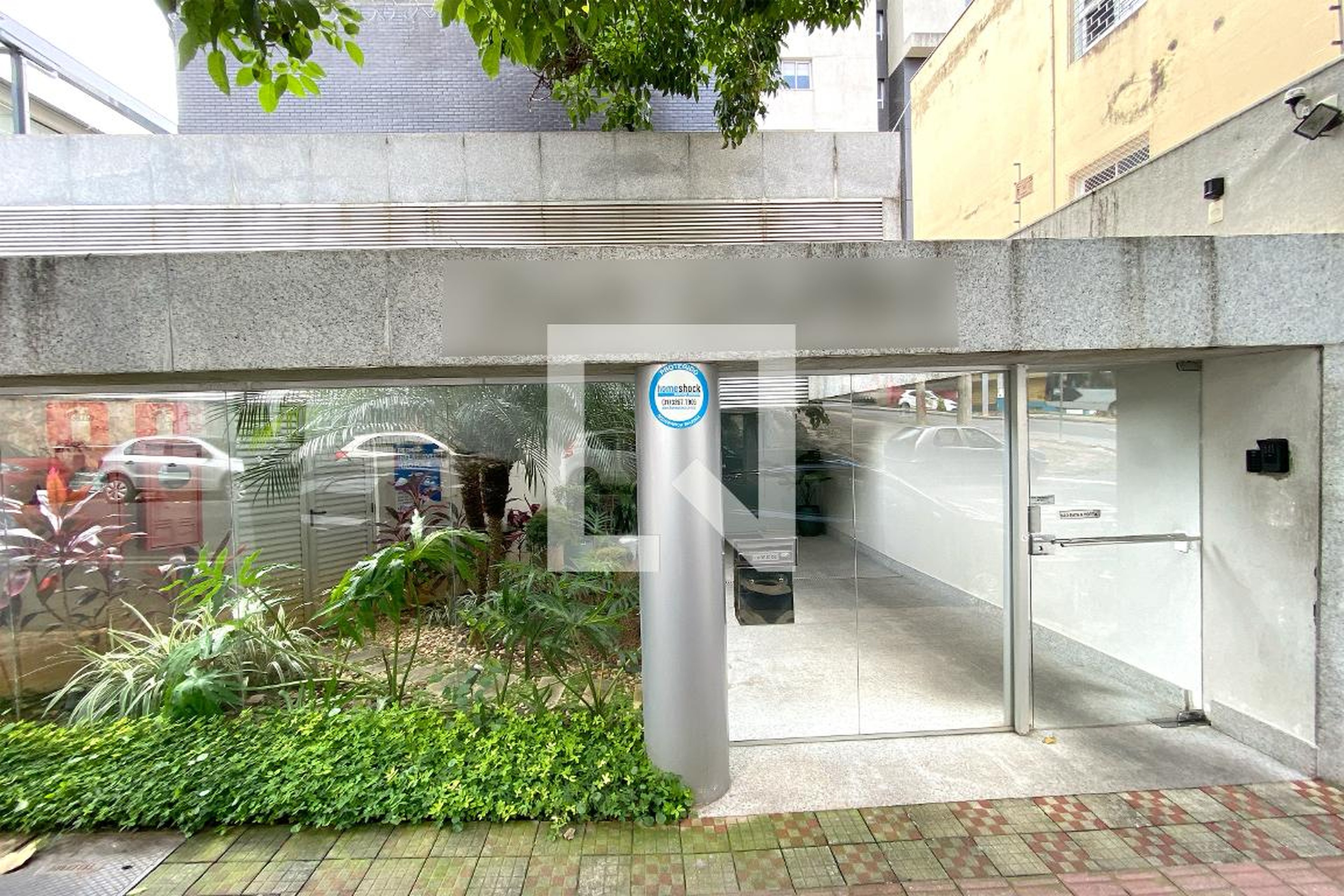 Fachada Edifício Young Lourdes