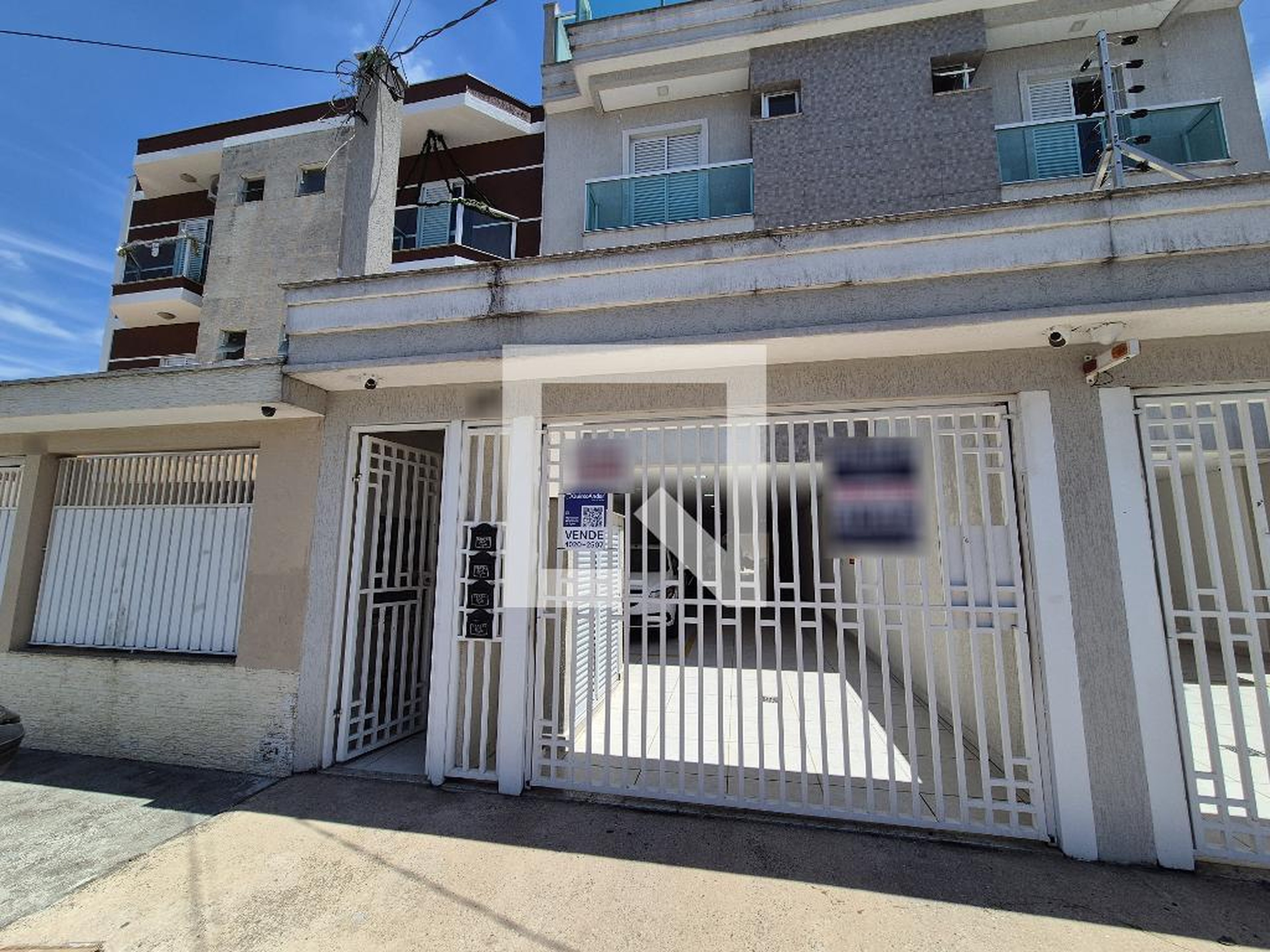 Fachada Condomínio em Rua Matilde, 454