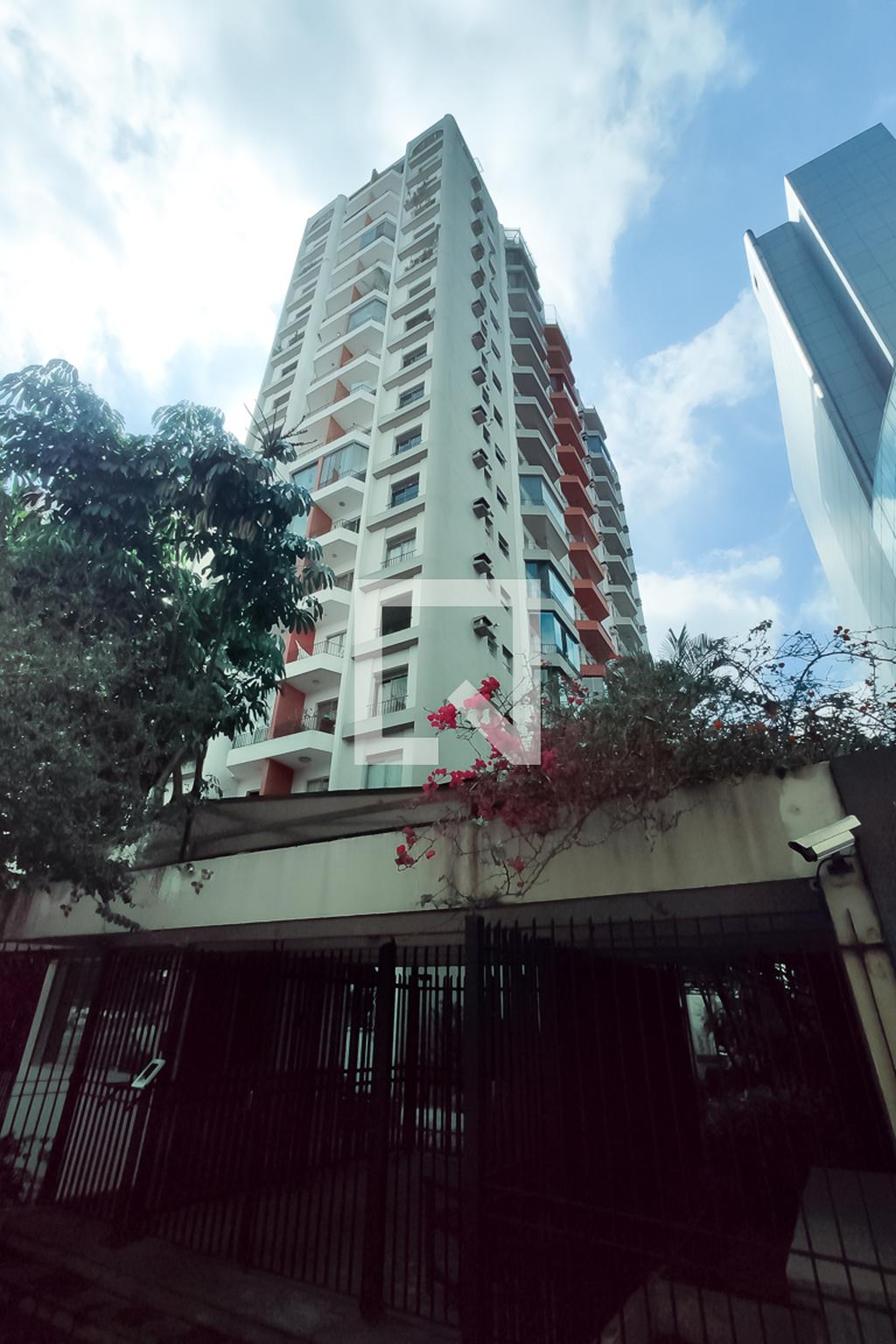 Fachada Condomínio Paulista Paradise Life