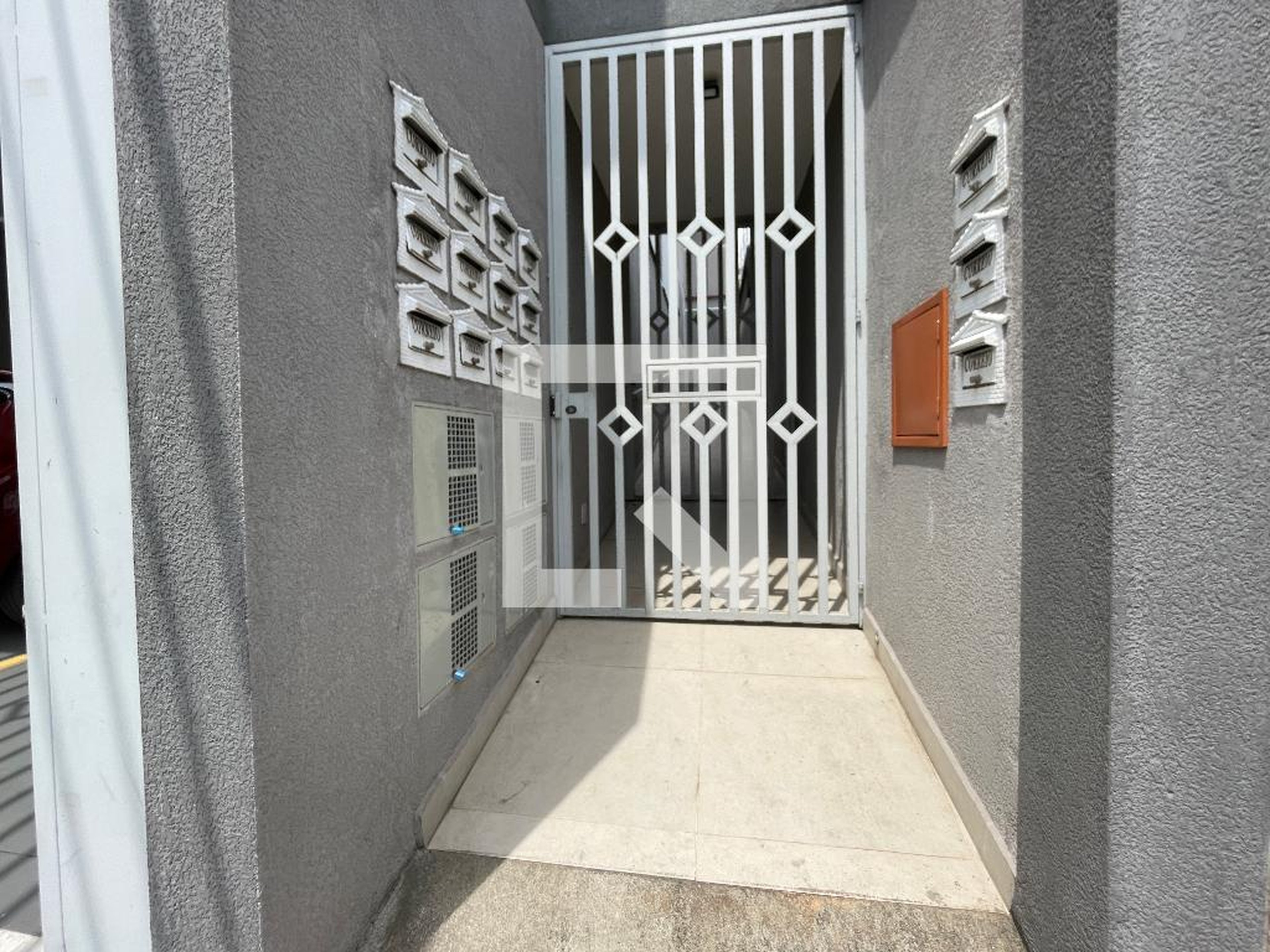 Entrada do prédio - Santa Inês