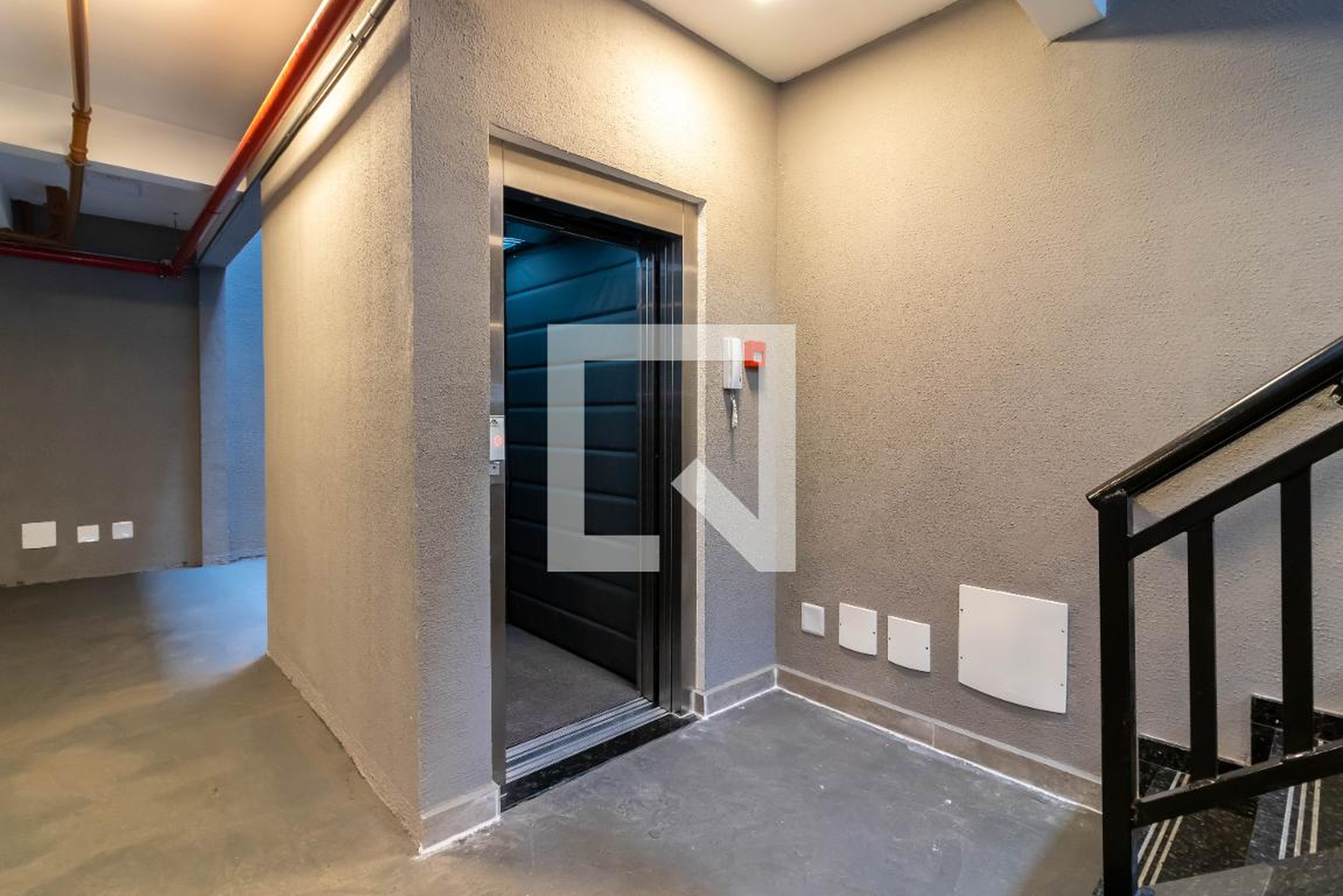 Elevador - Sunset Garden