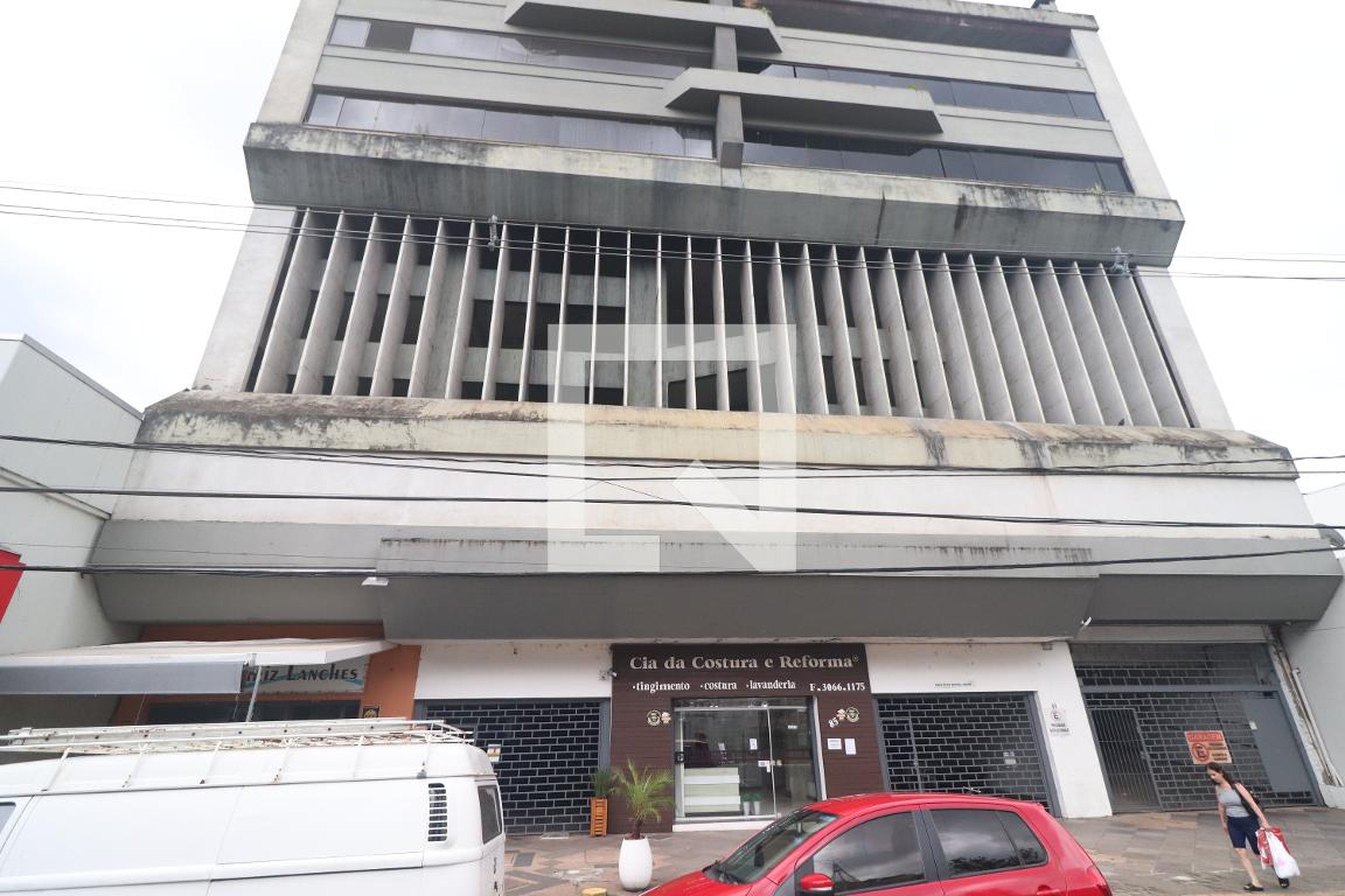 Fachada Condomínio em Rua Primeiro de Março, 89