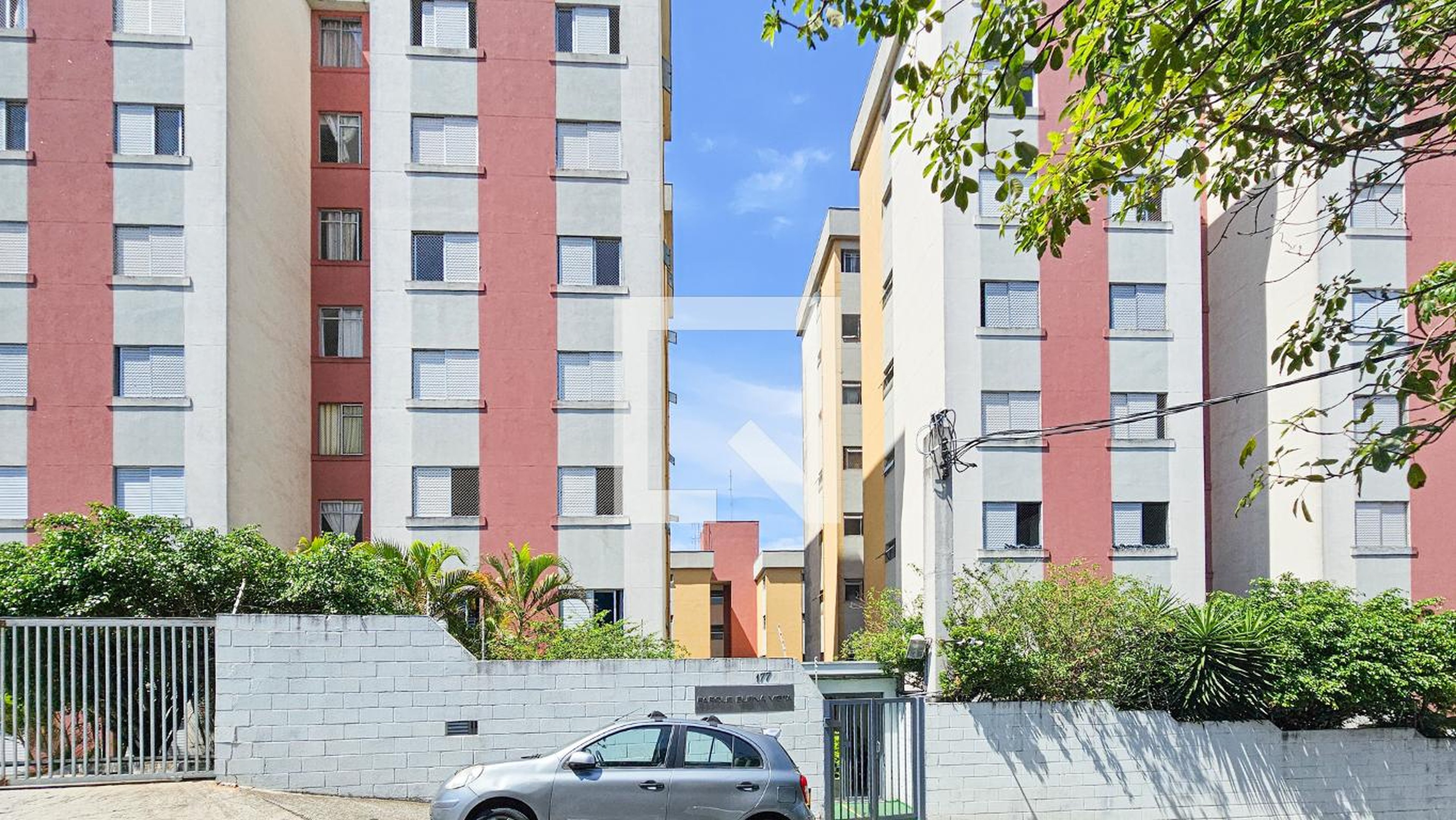 Fachada Condomínio Parque Buena Vista