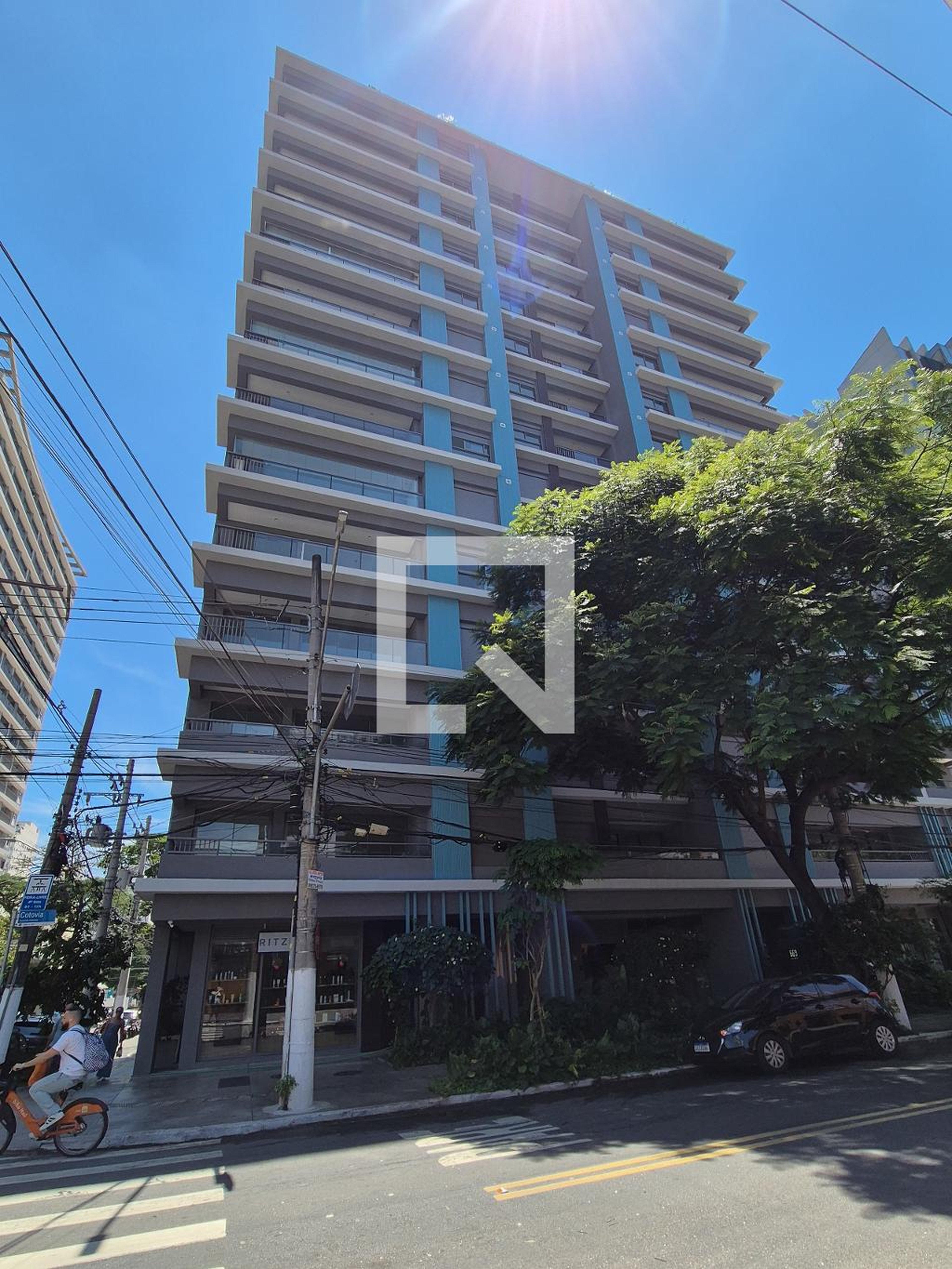 Fachada Condomínio em Alameda Jauaperi, 1383