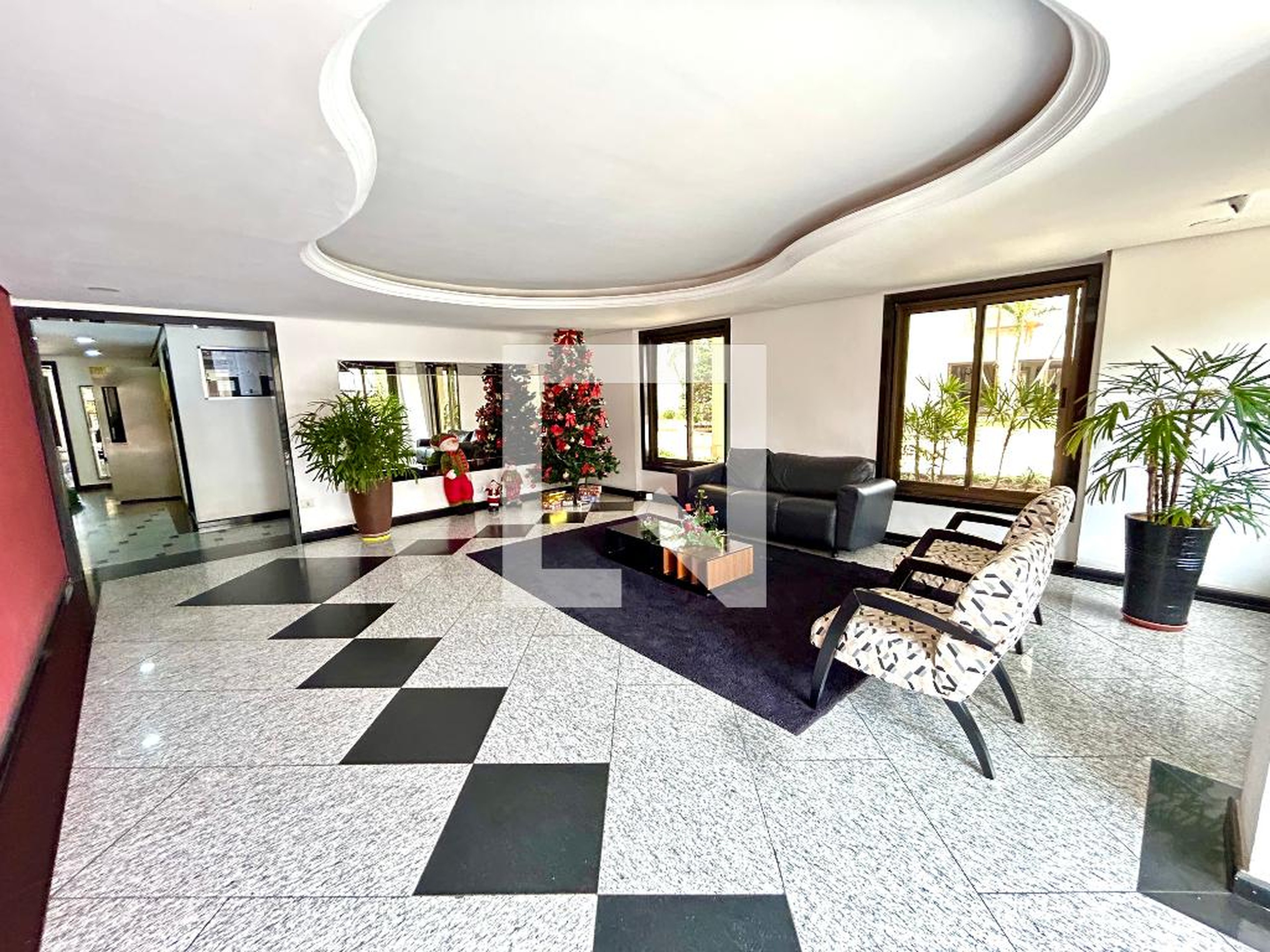 Hall de entrada - Conjunto Residencial Ícaro