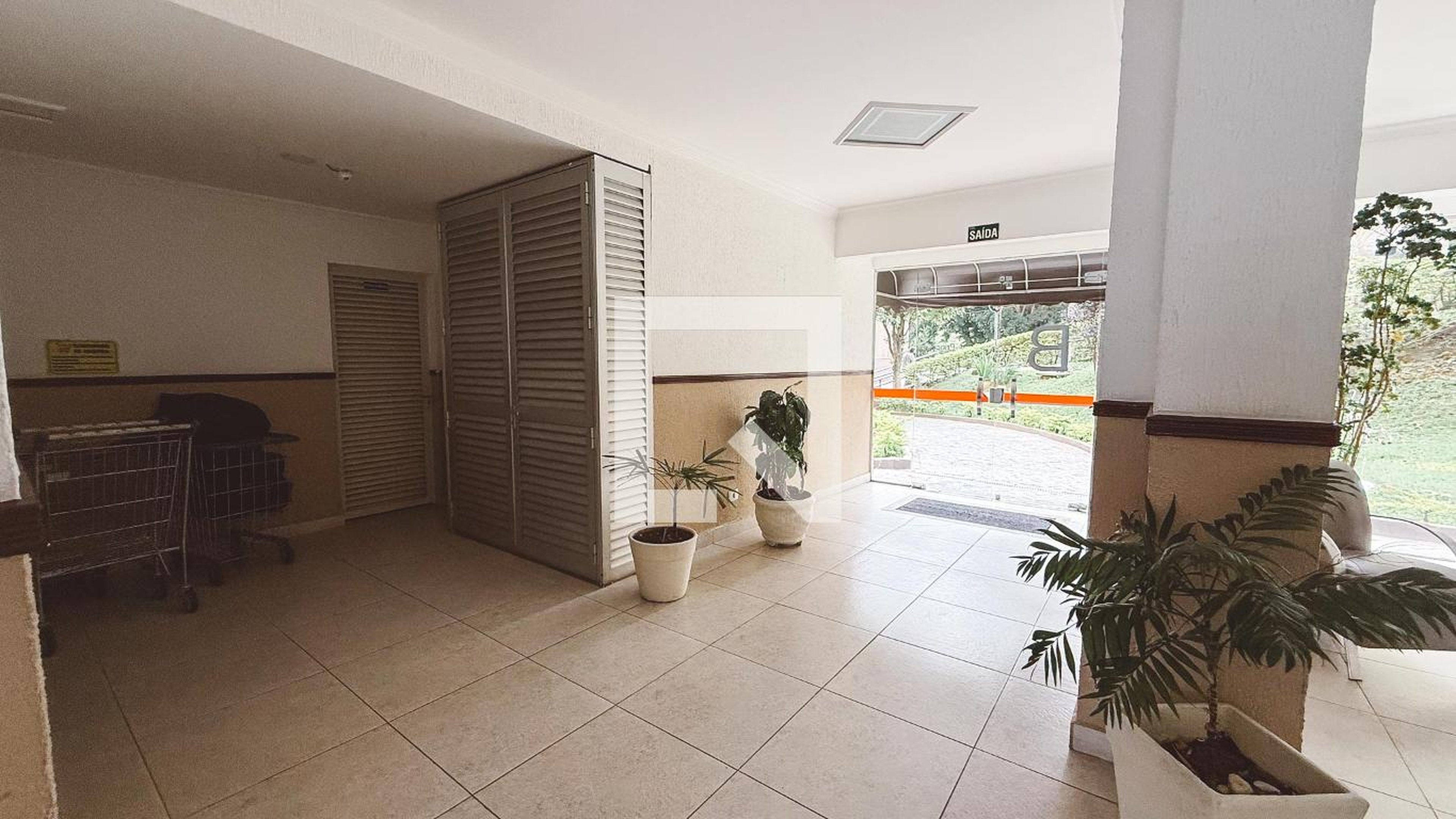 Hall de entrada - Residencial Campos de Piratininga