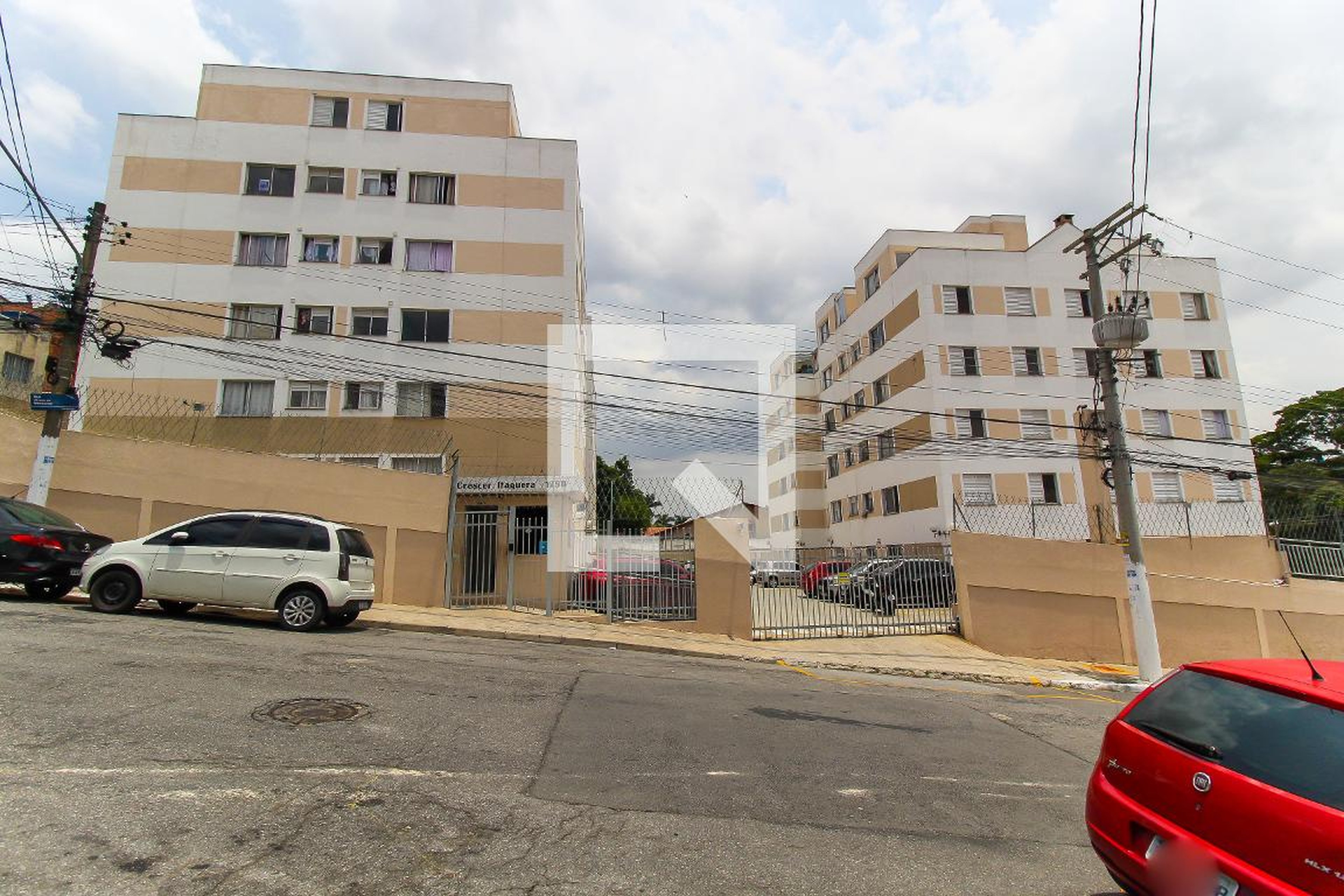 Fachada Residencial Crescer Itaquera