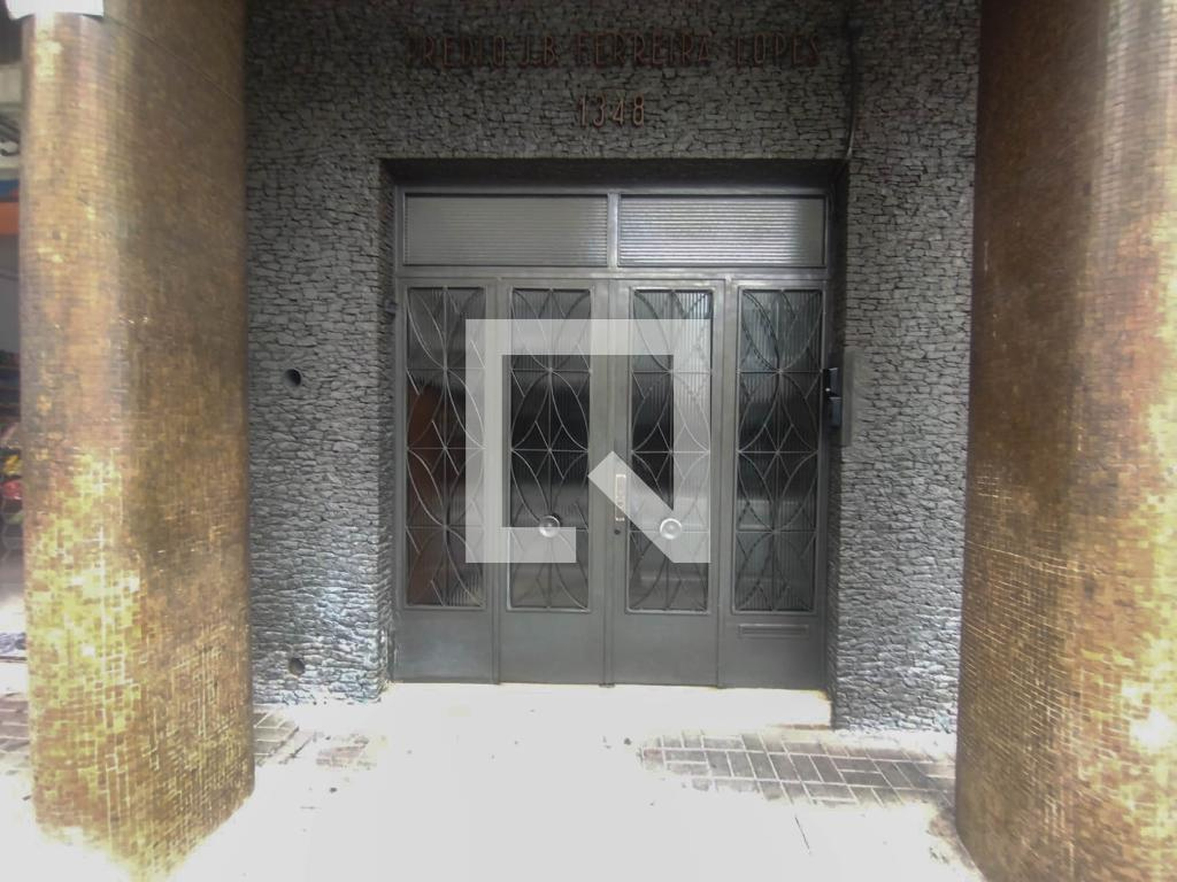 Fachada Condomínio Ferreira Lopes