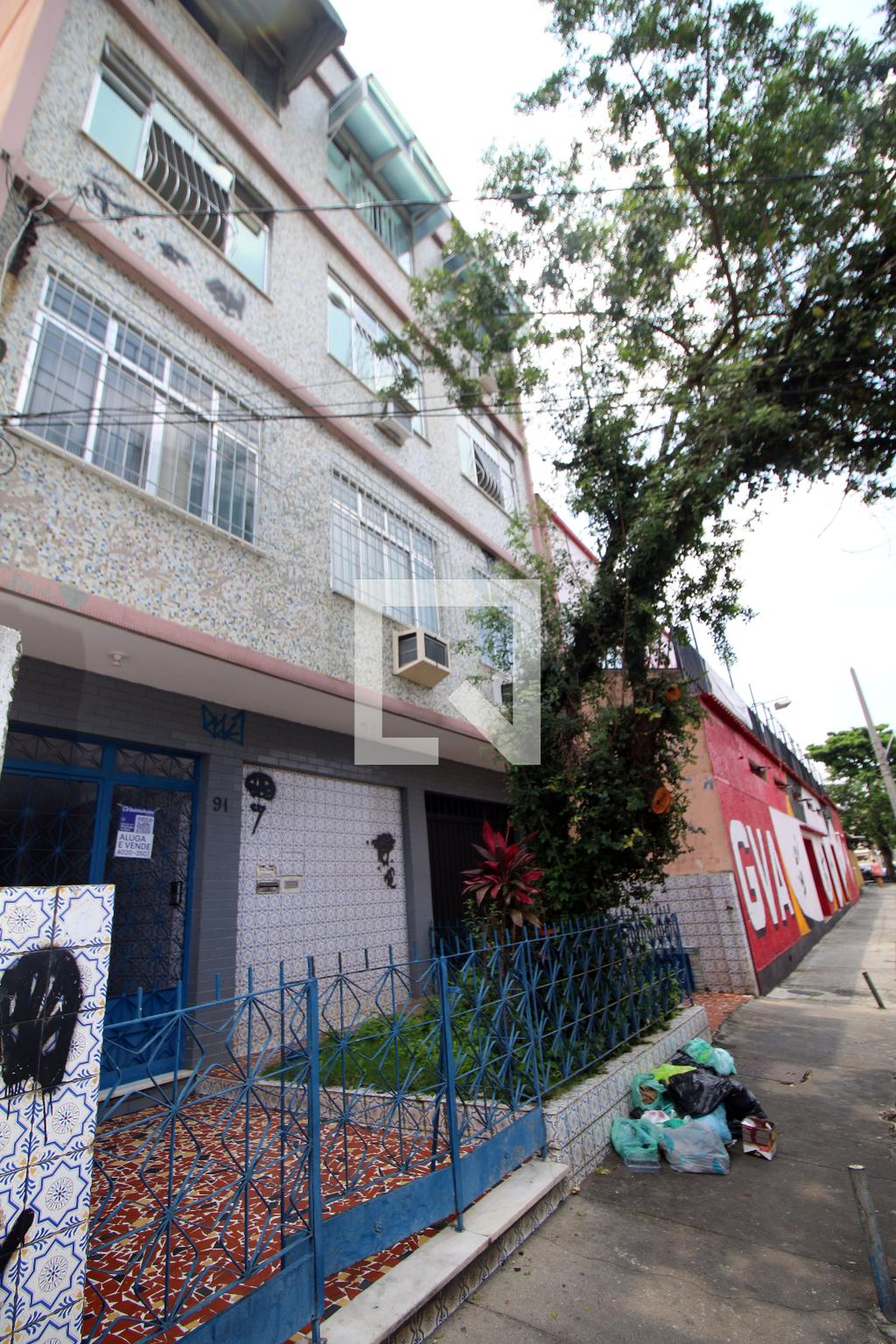 Fachada do Prédio Condomínio em Rua Ponta Porã, 301