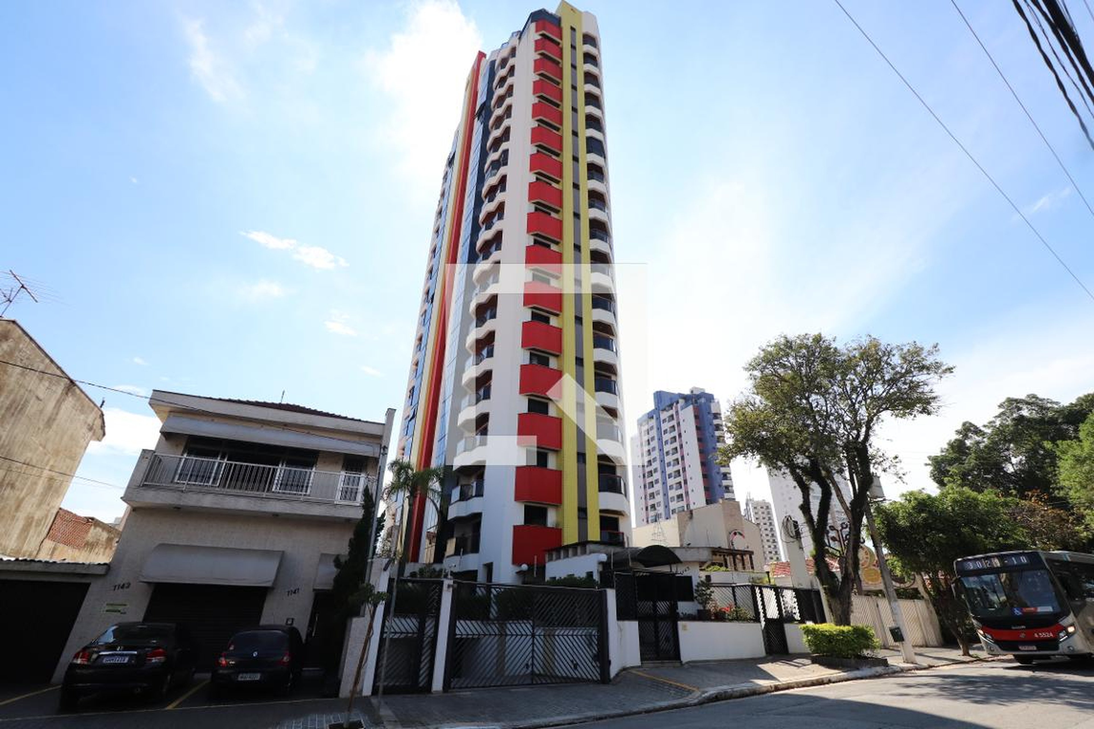 Fachada Condomínio Renoir