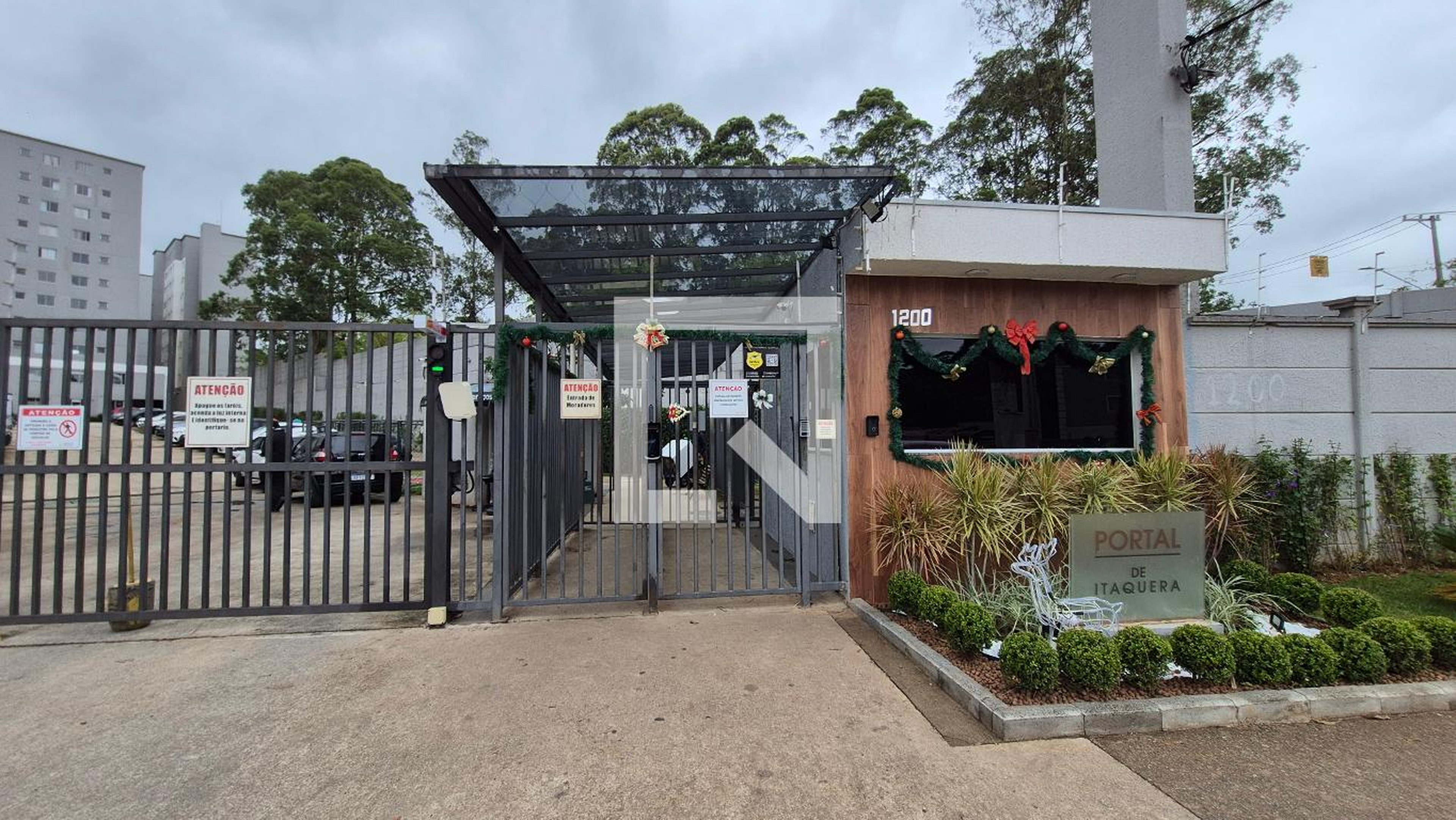 Fachada Condomínio Portal de Itaquera