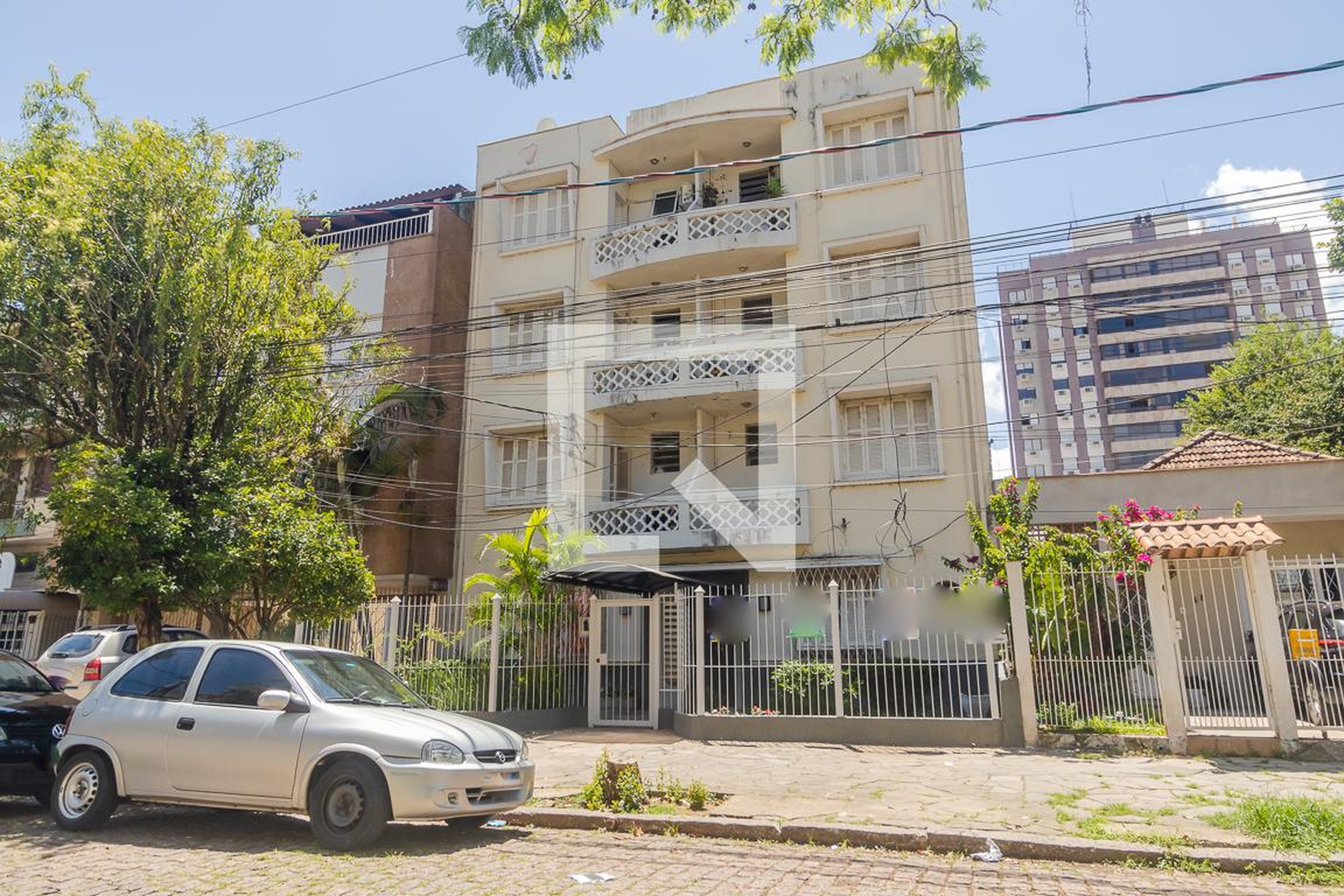 Fachada Condomínio em Rua Grão Pará, 58