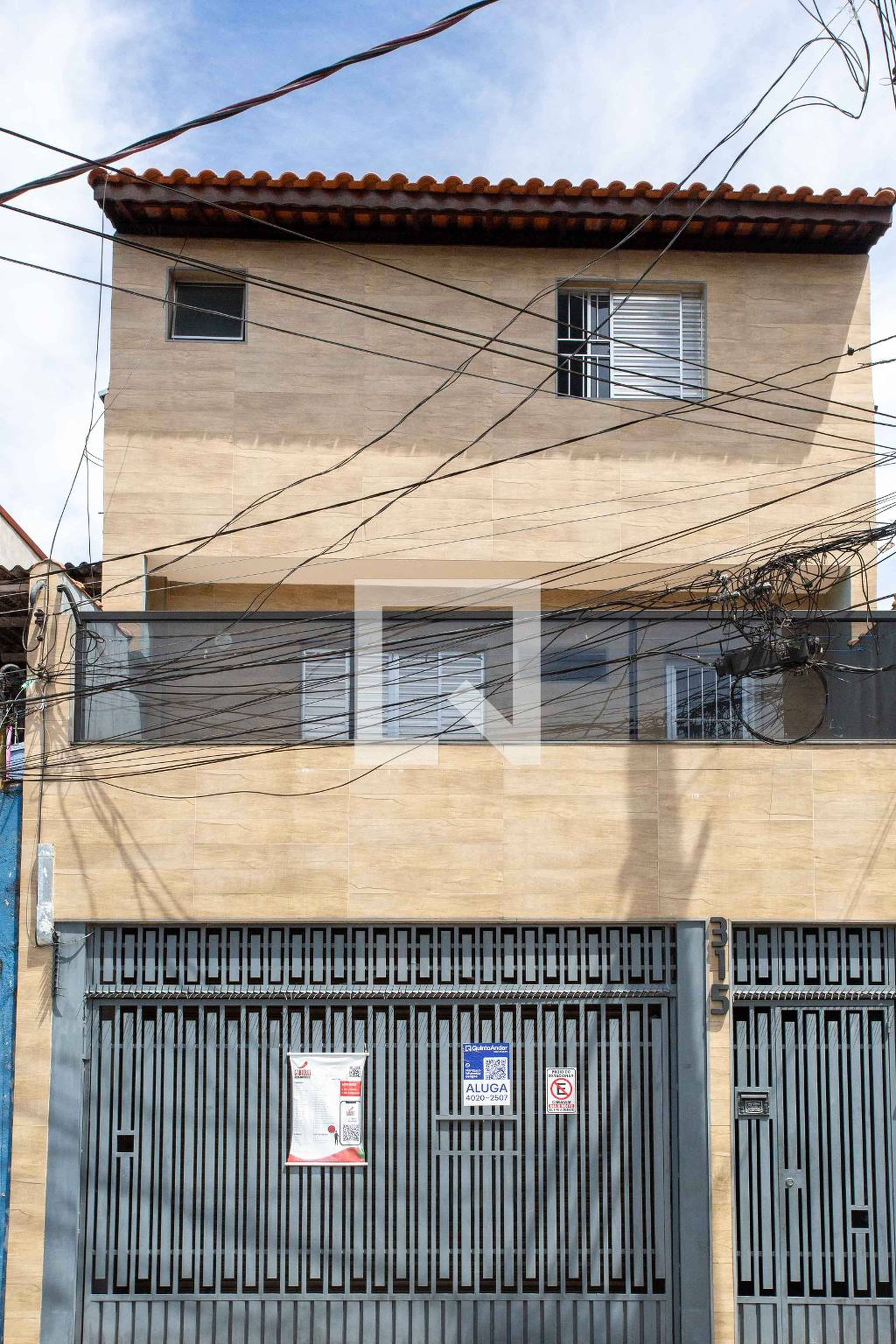 Fachada Condomínio em Rua das Pitangueiras, 315