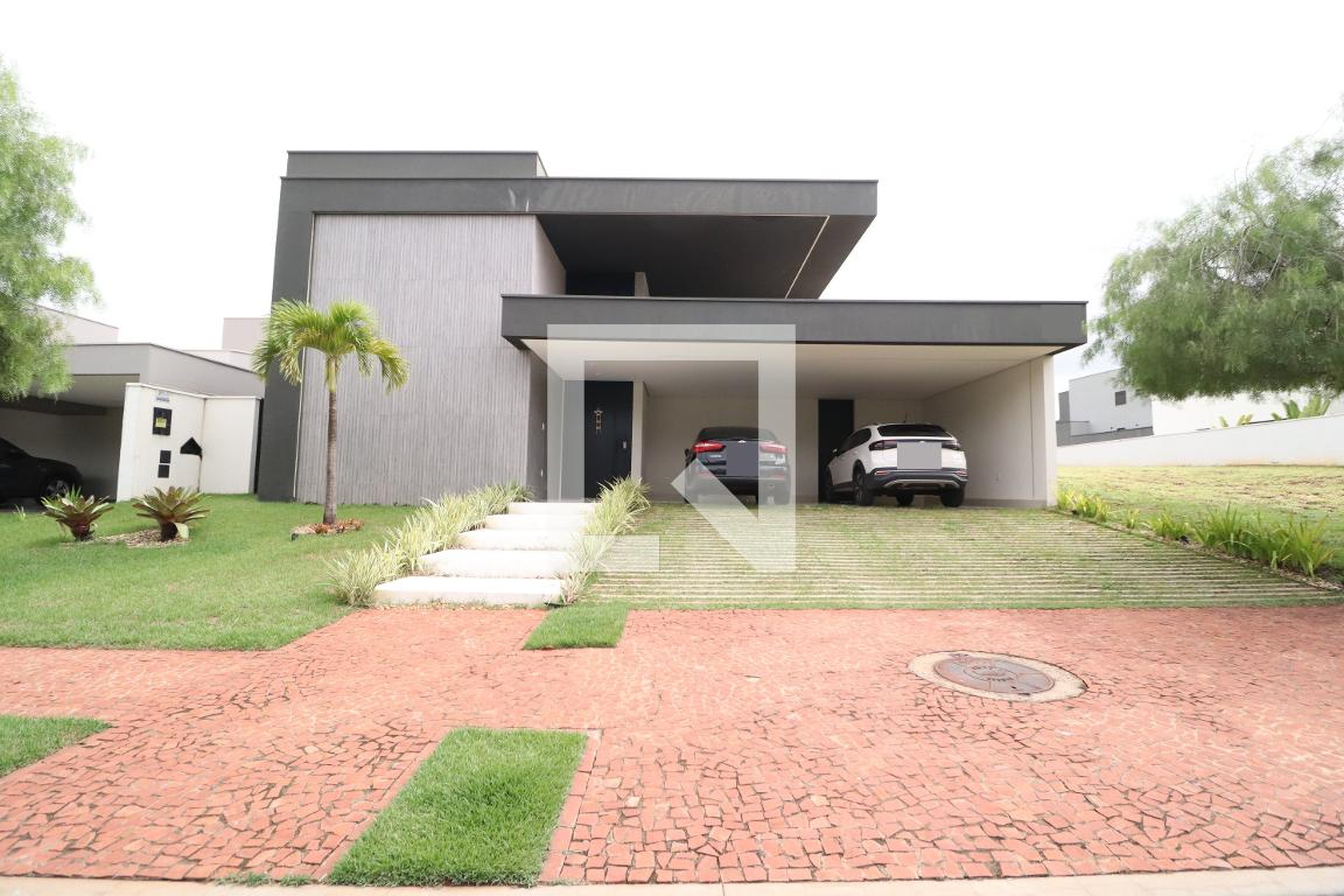 Fachada Condomínio Alphaville 1