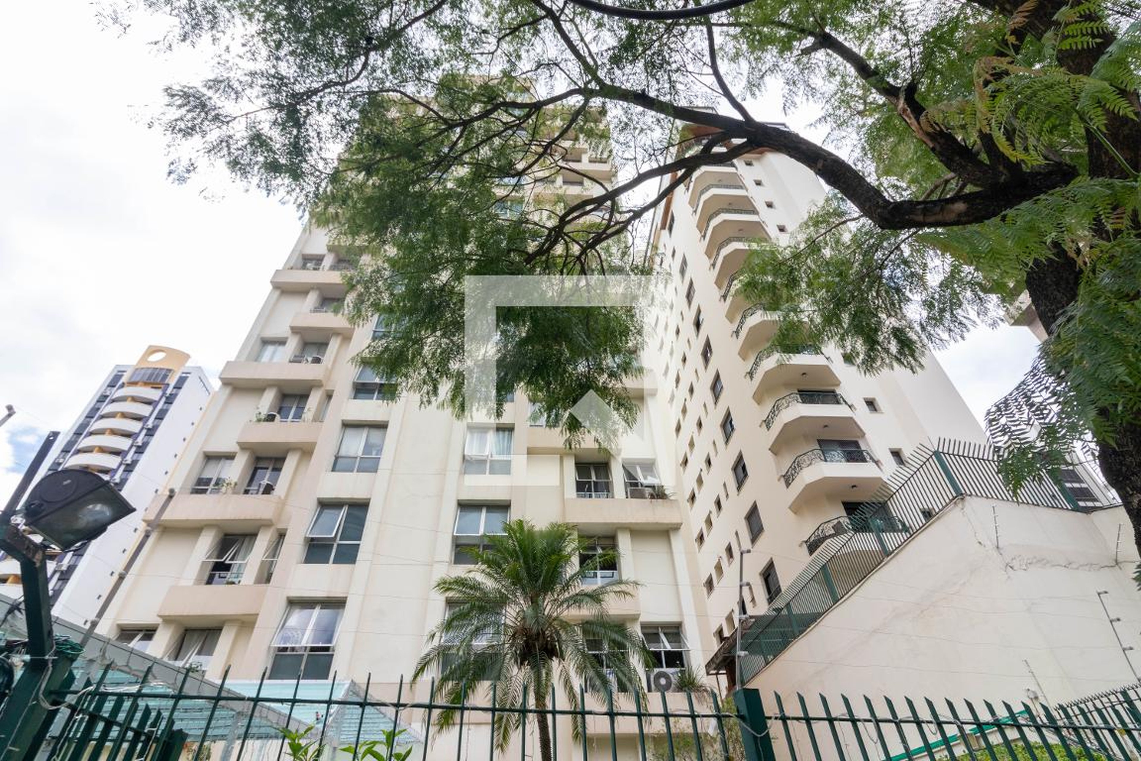 Fachada do Prédio Condomínio Village Studium