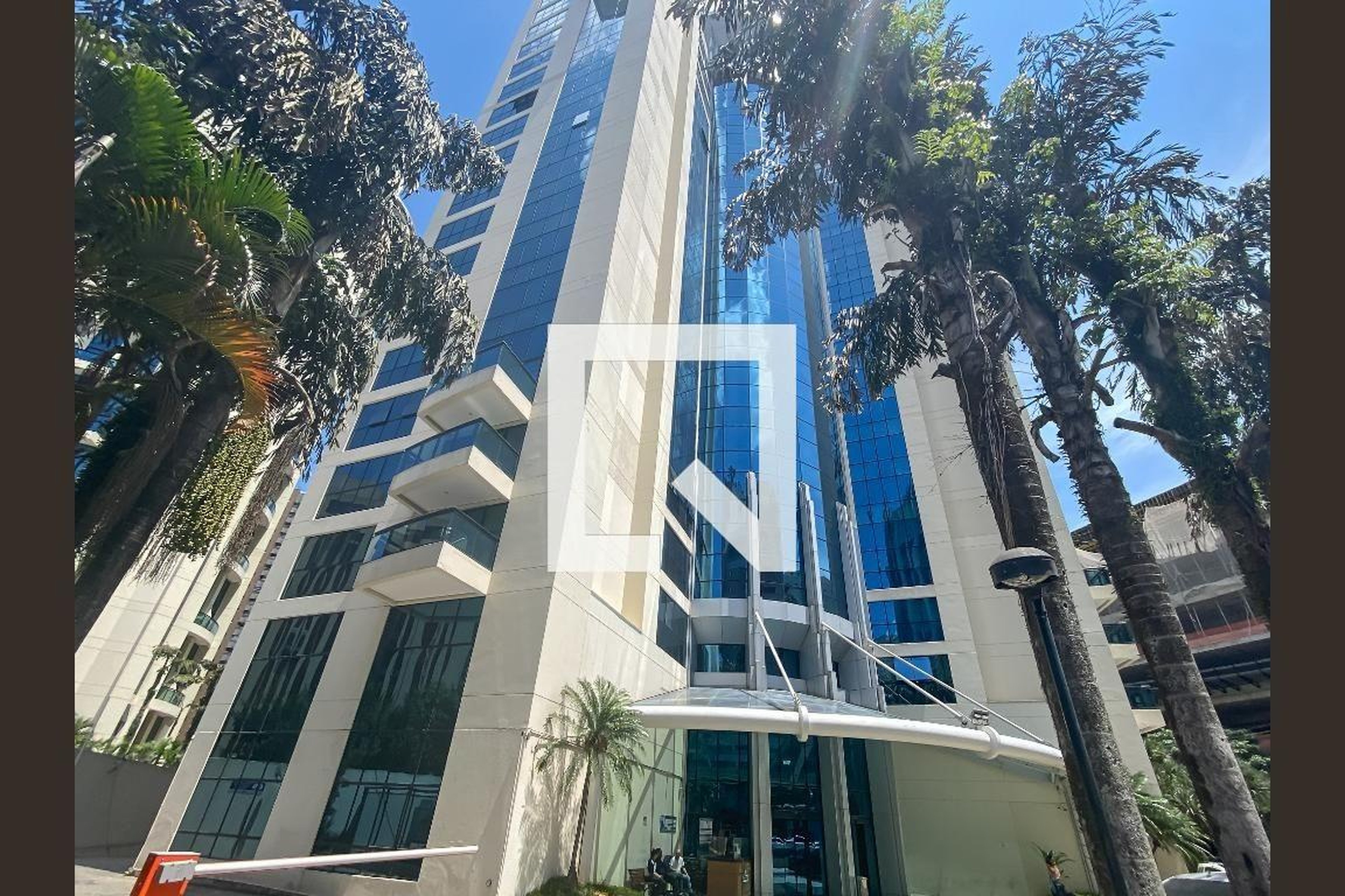 Fachada Condomínio Meliá Ibirapuera