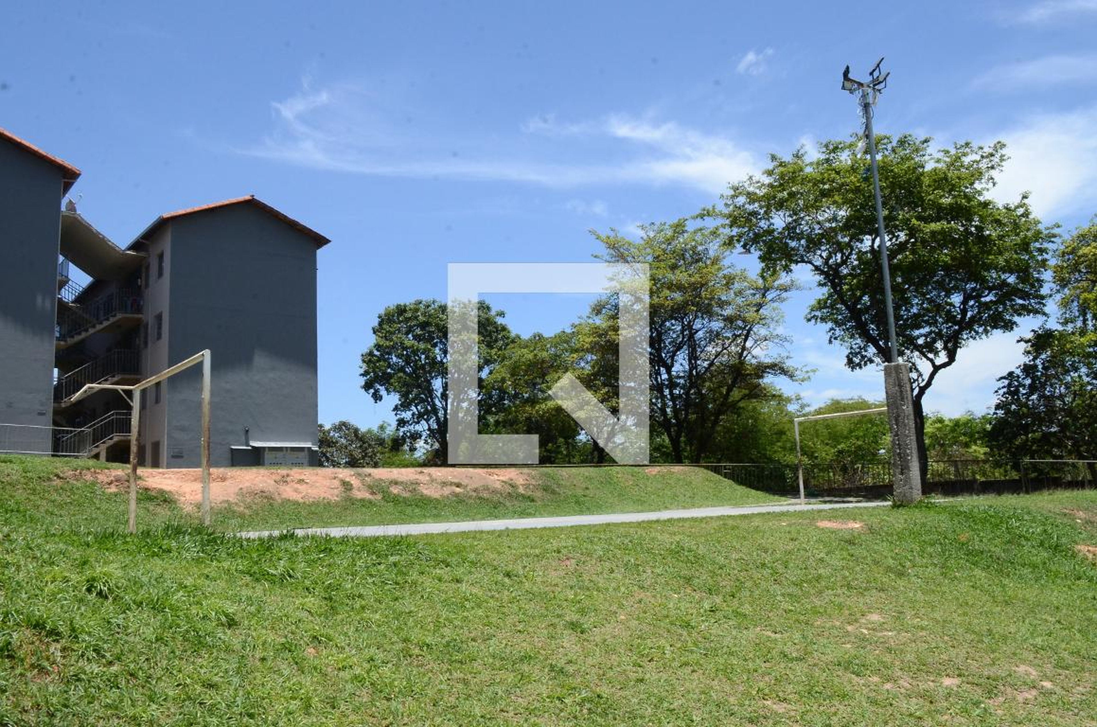 Quadra Esportiva Condomínio em Rua Nilza Brito, 50