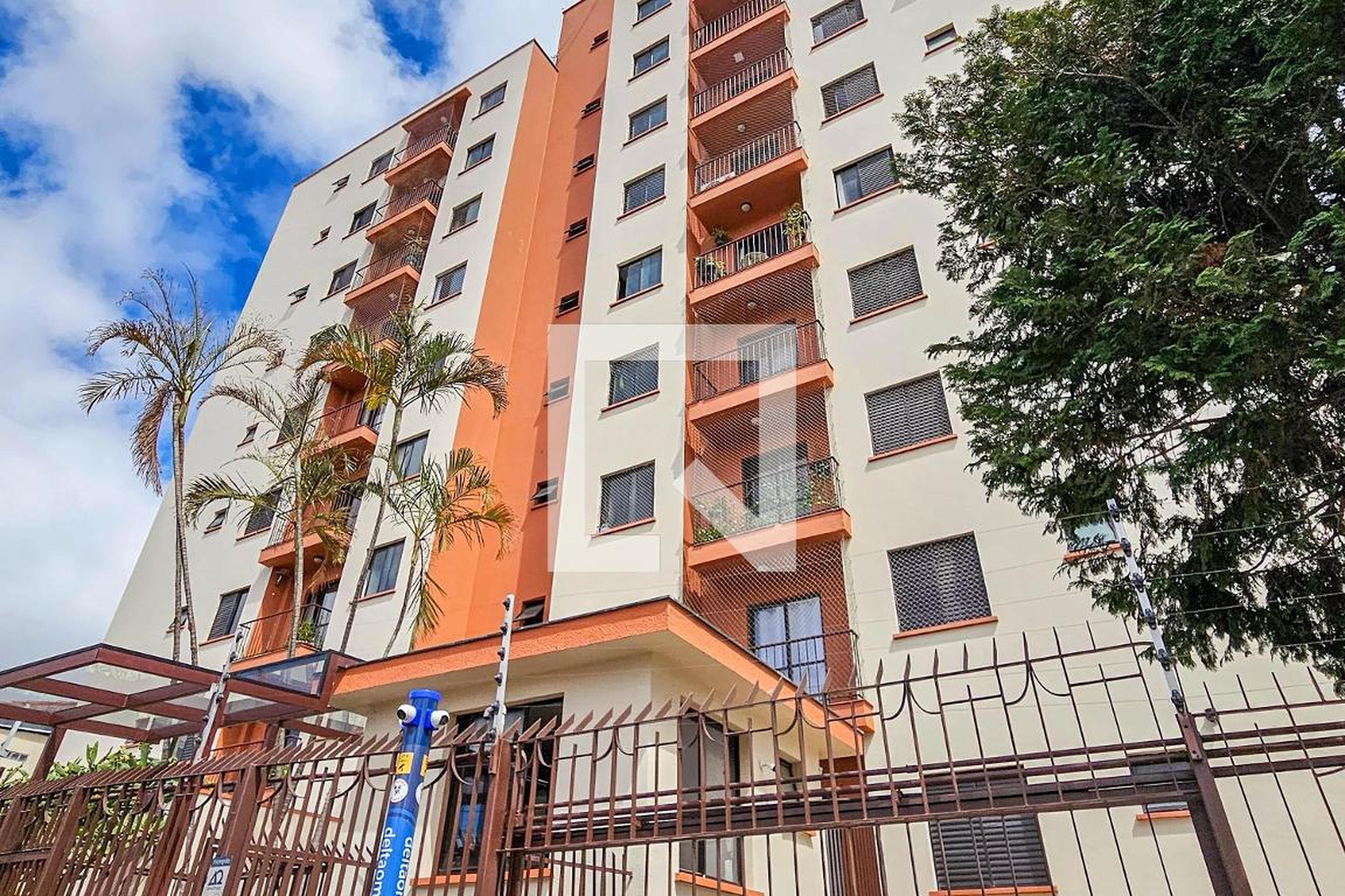 Fachada Condomínio Torre de Murcia