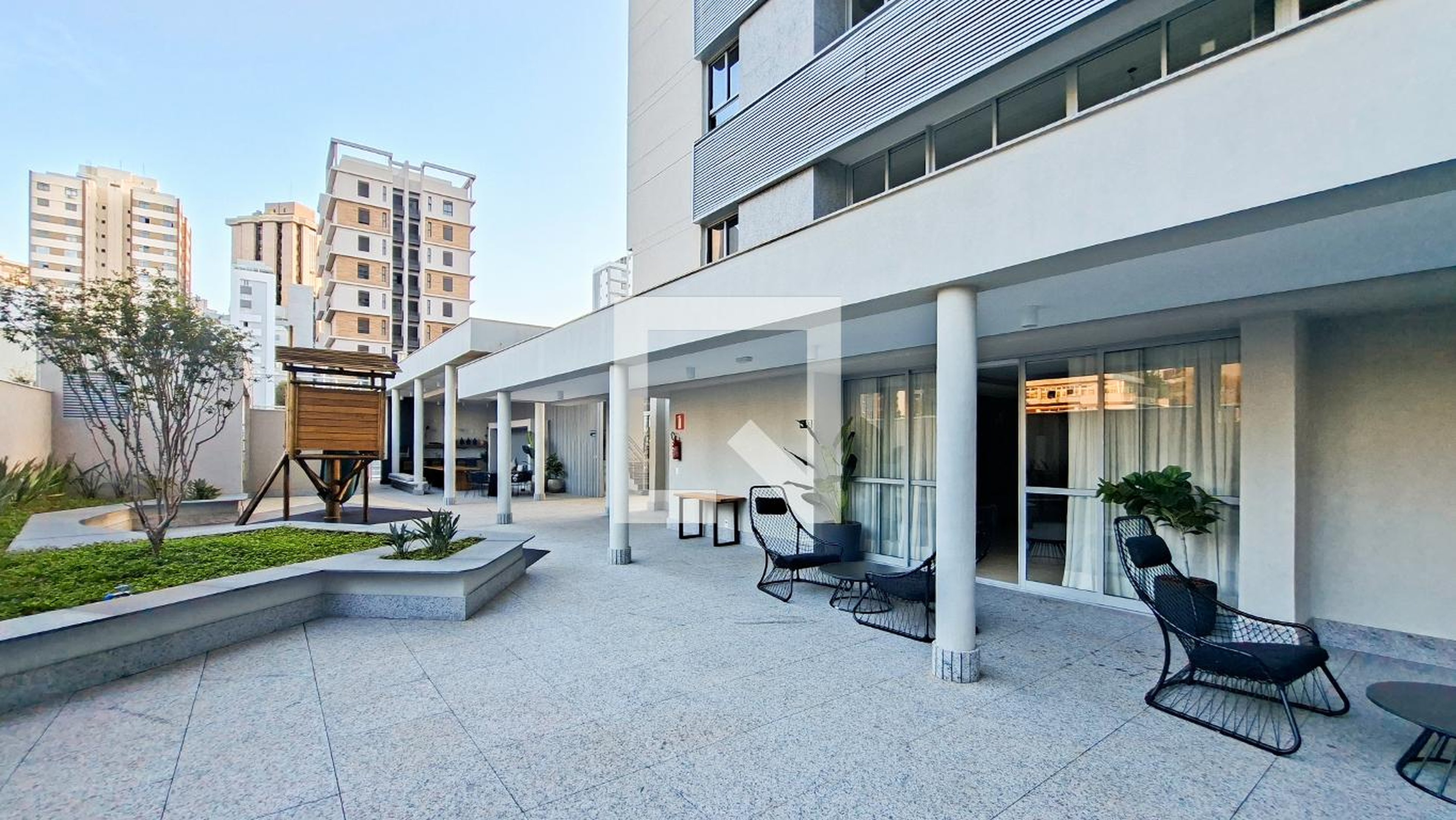 Área comum - History