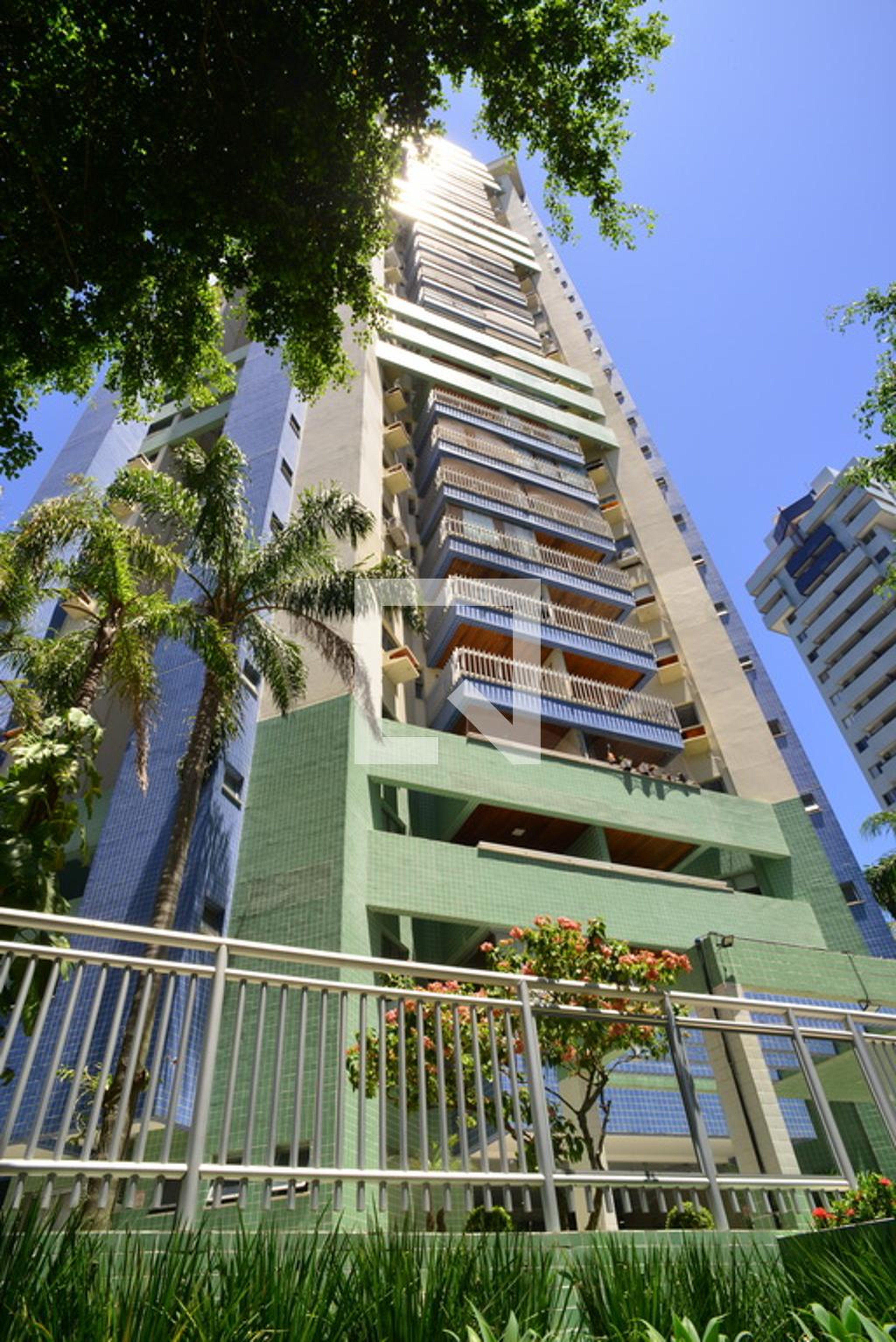 Fachada do Prédio Condomínio Key Biscayne