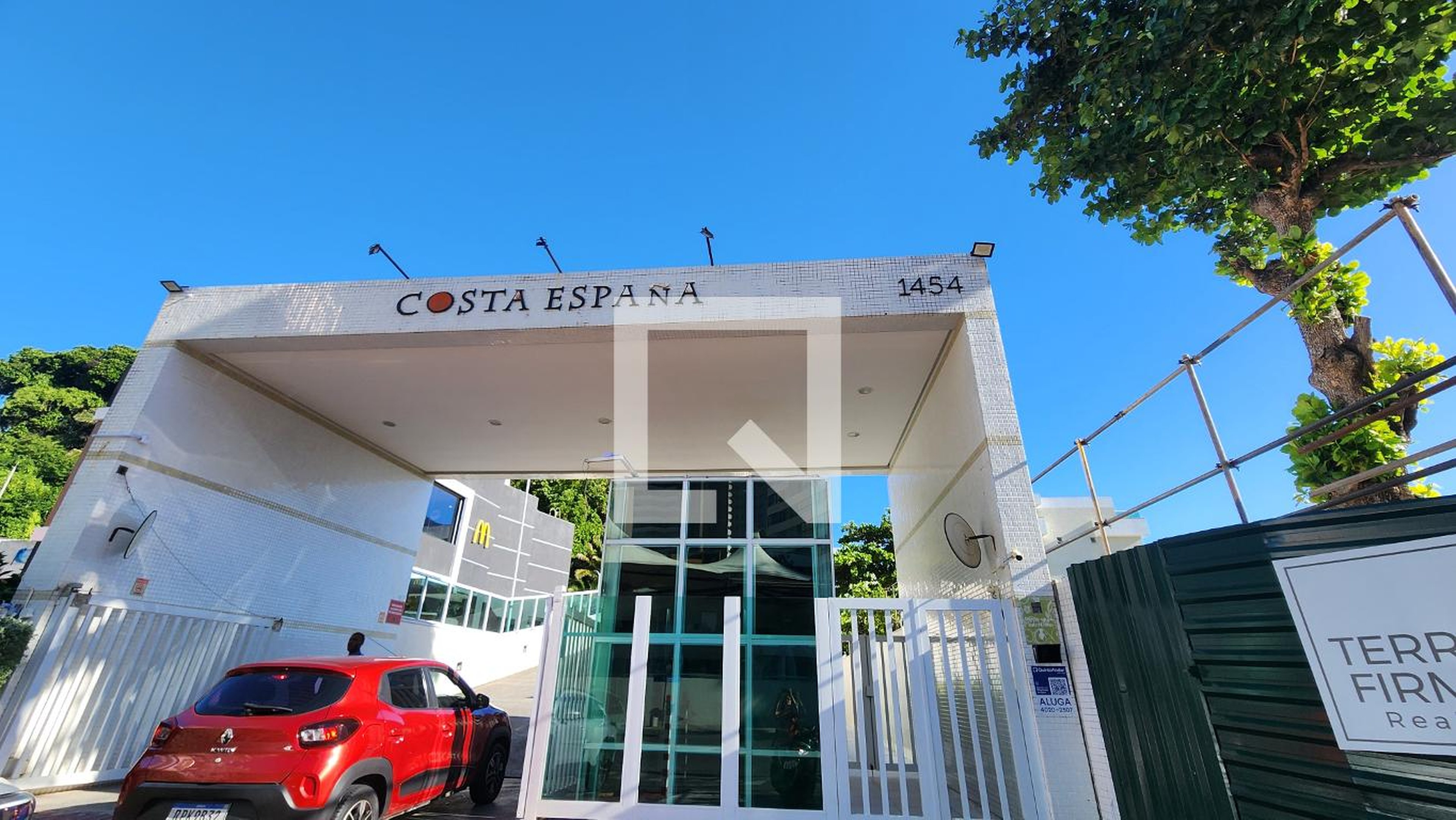 Fachada Condomínio Costa España