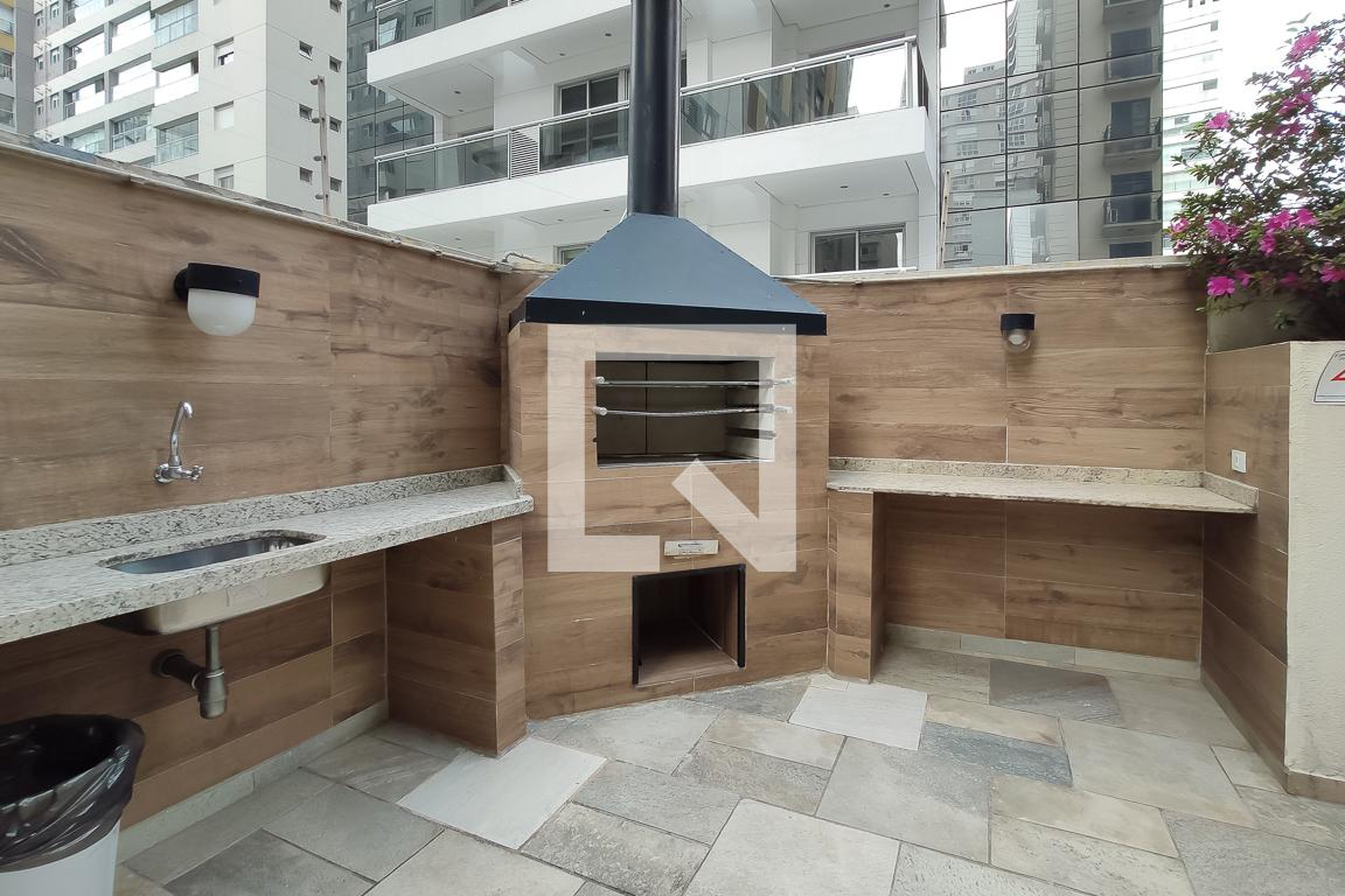 Churrasqueira - Edifício Liberty Plaza