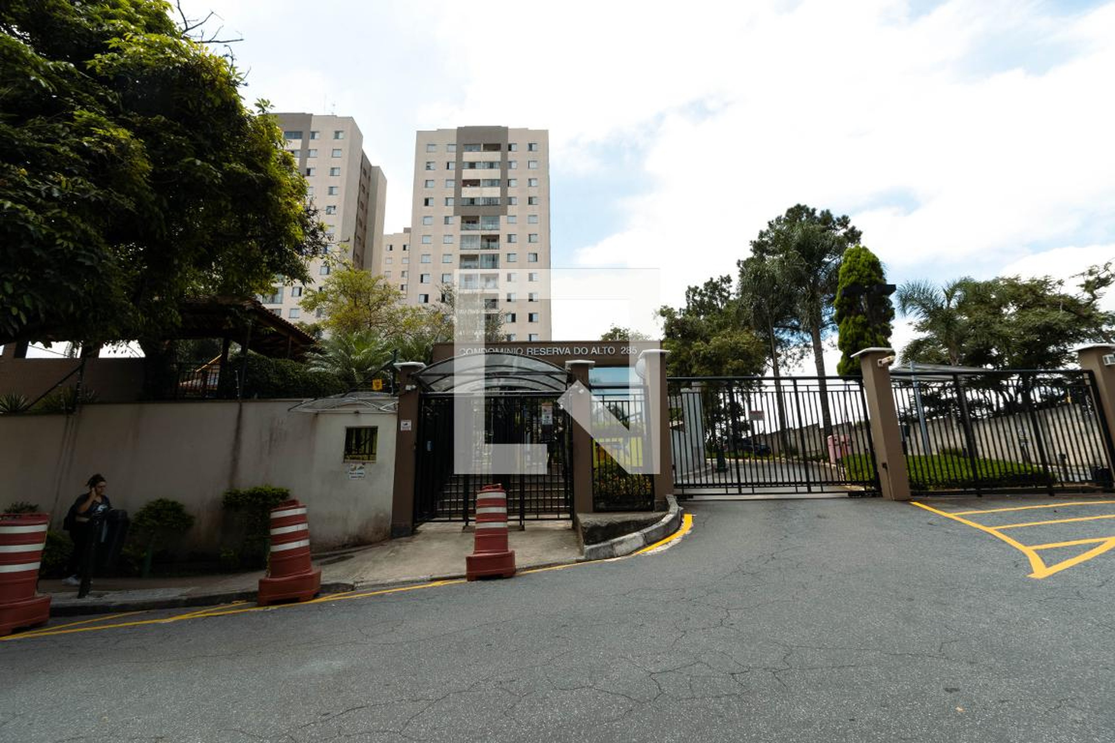 Fachada Condomínio Reserva do Alto