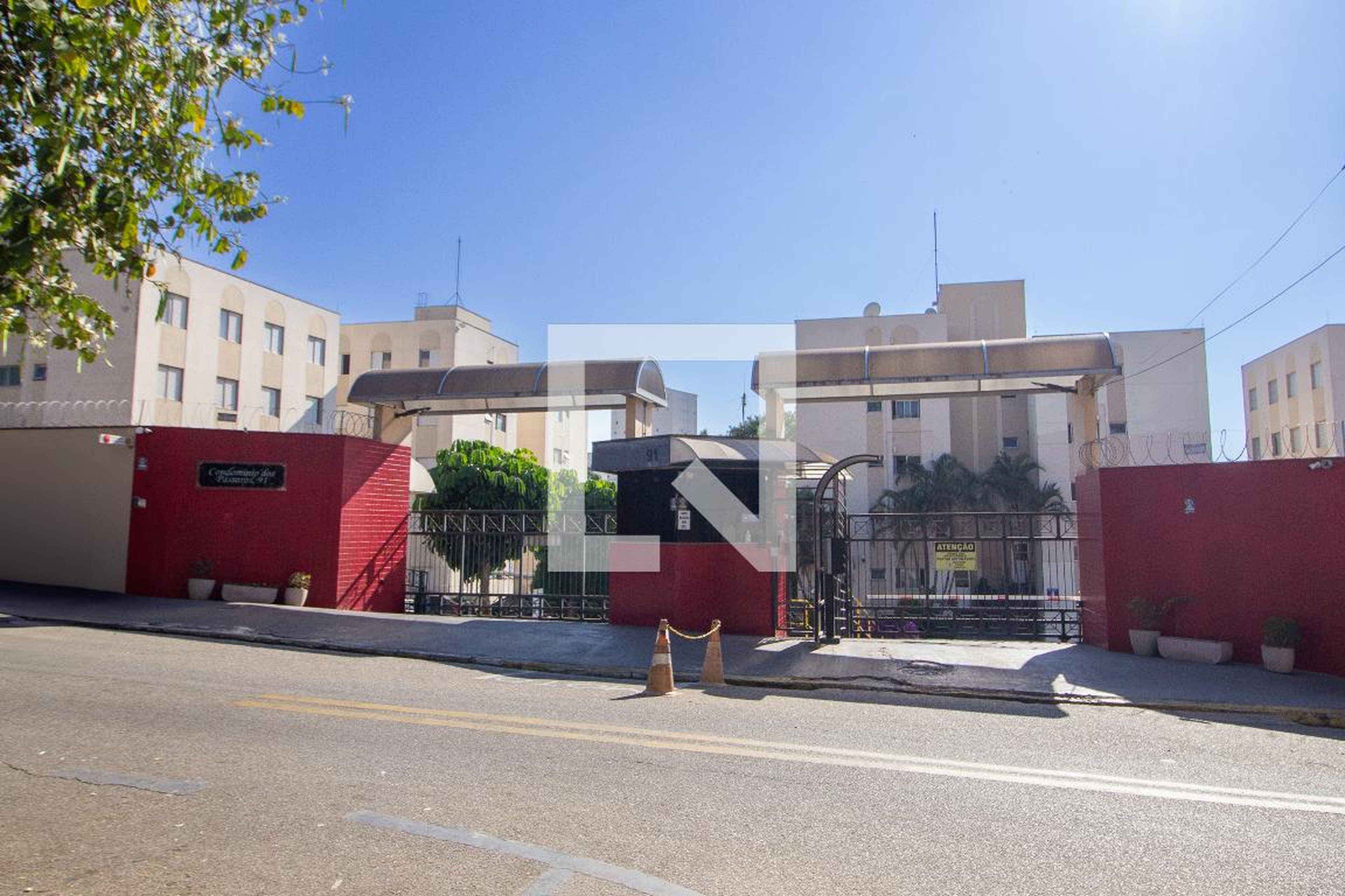 Fachada Condomínio Pássaros