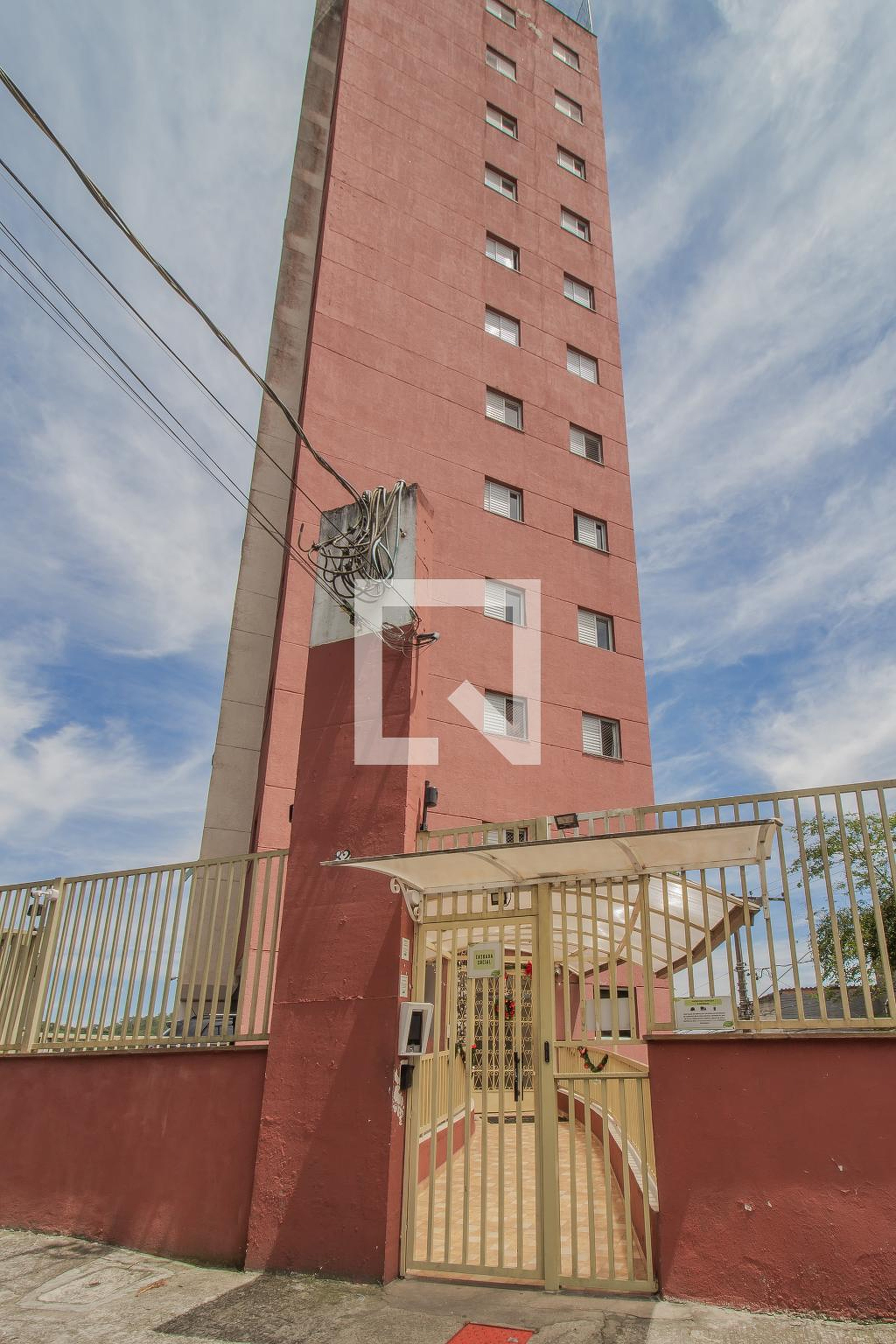 Fachada do Prédio Condomínio em Rua Tércio Montanari, 82