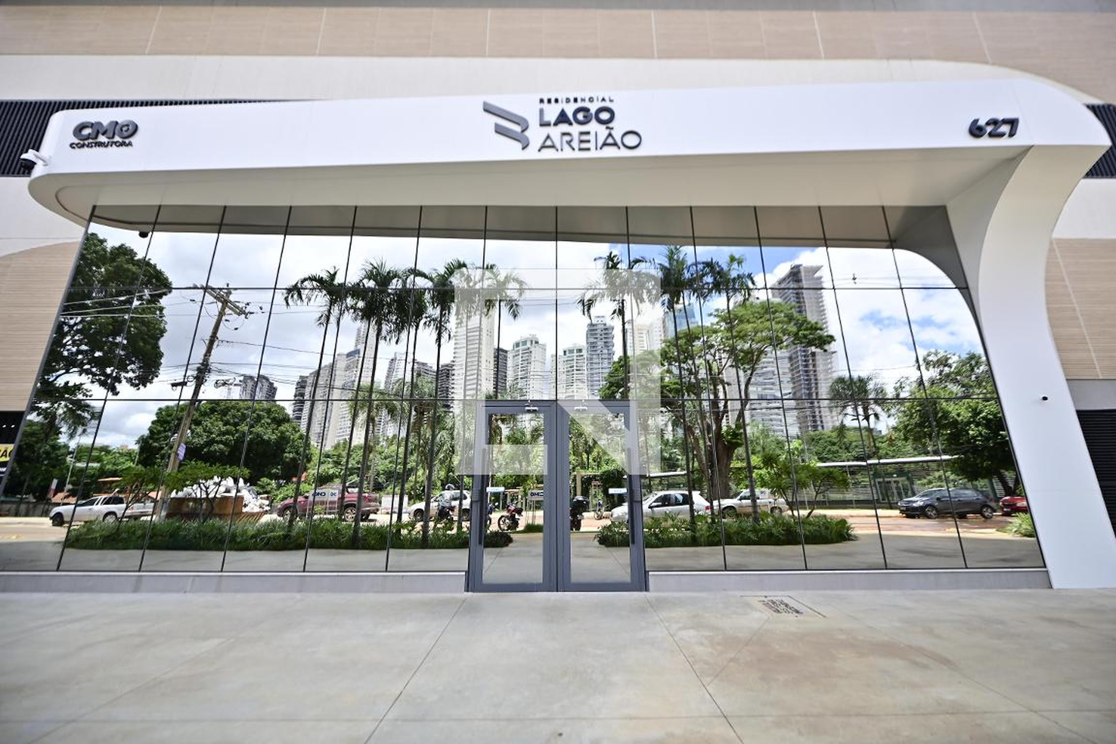 Fachada Condomínio em Avenida Areião, 726