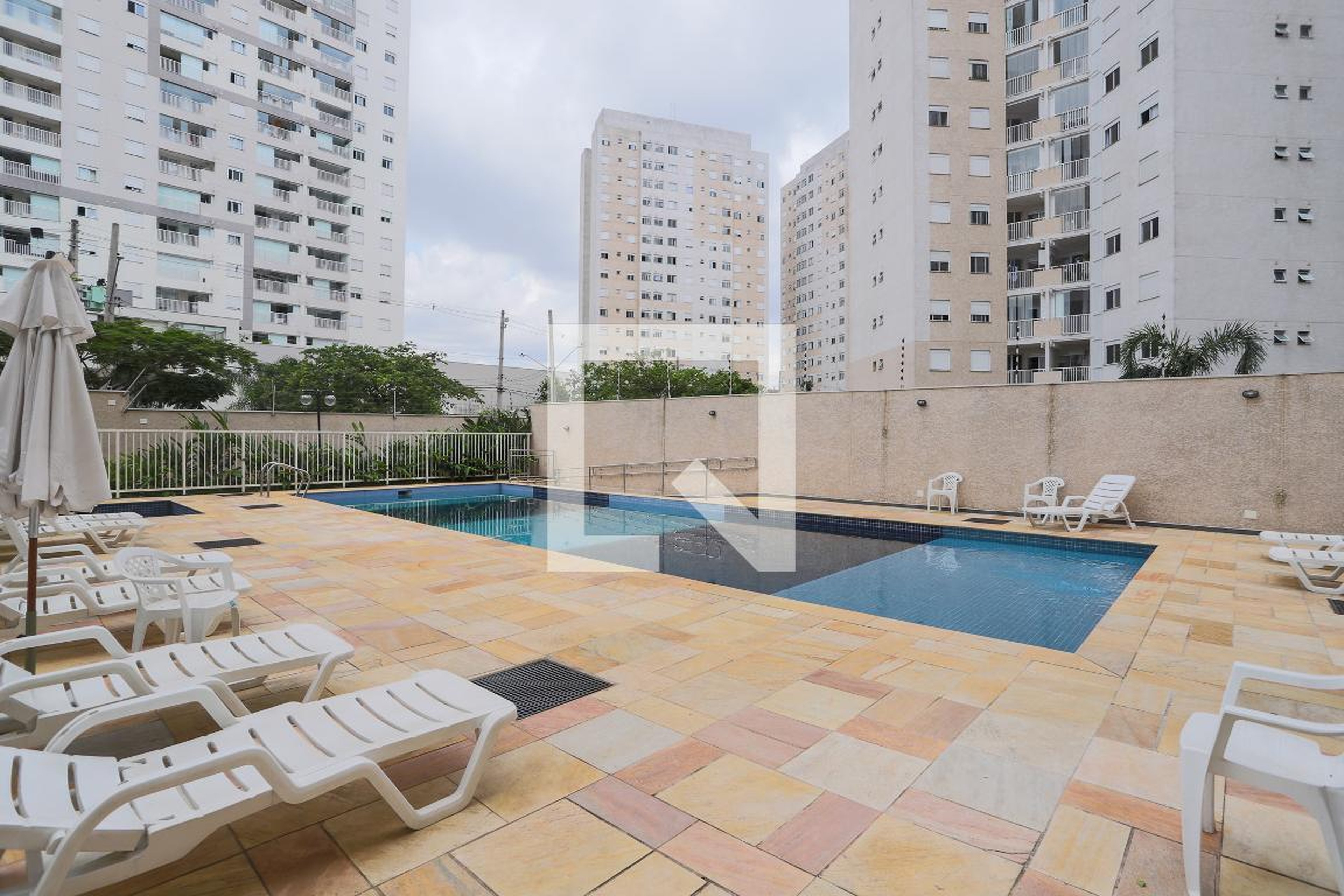 Piscina - Stories Home Belém